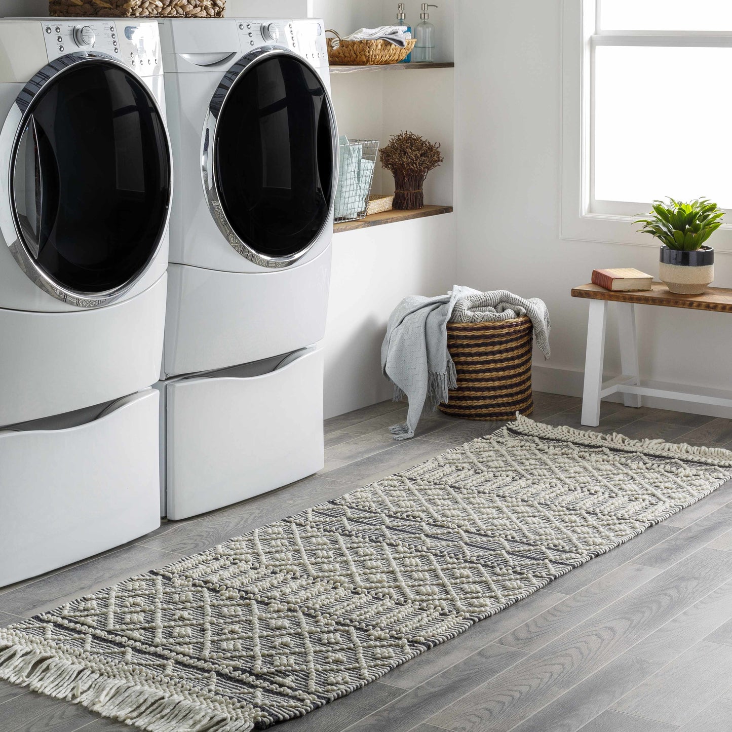 Farmhouse Tassels FTS-2300 Hand Woven Rug