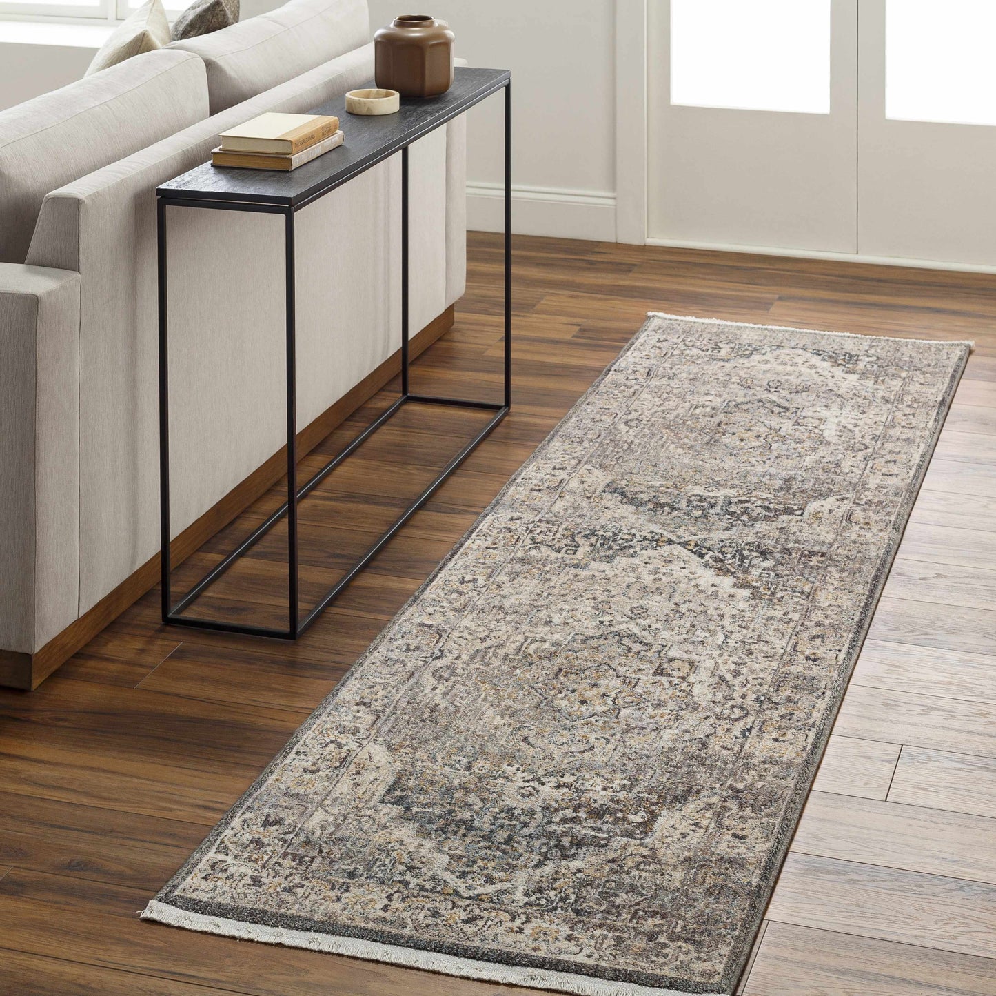 Aida AAD-2311 Machine Woven Rug