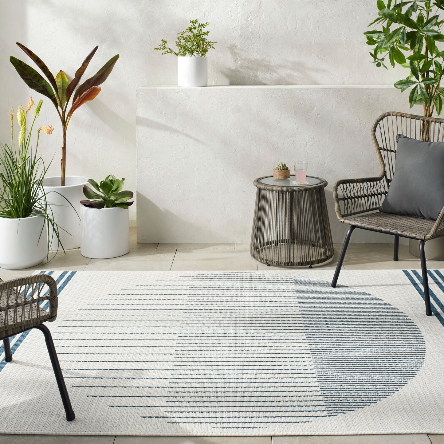 Alfresco ALF-9693 5ft Square Machine Woven Indoor/Outdoor Area Rug