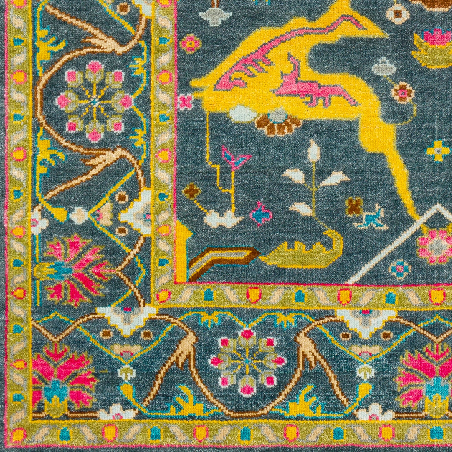 Antique ATQ-1016 2' x 3' Handmade Wool Accent Rug