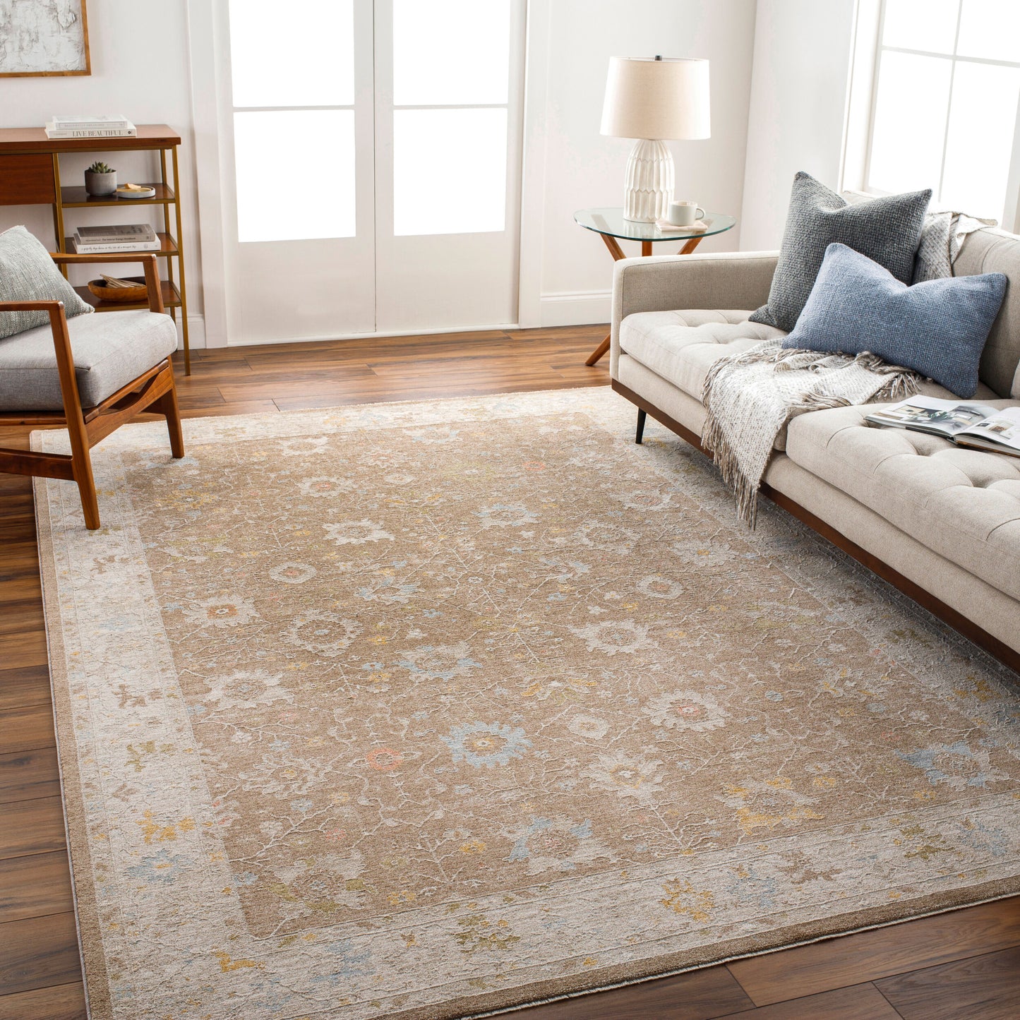 Avant Garde AVT-2370 5' x 7' Machine Woven Area Rug