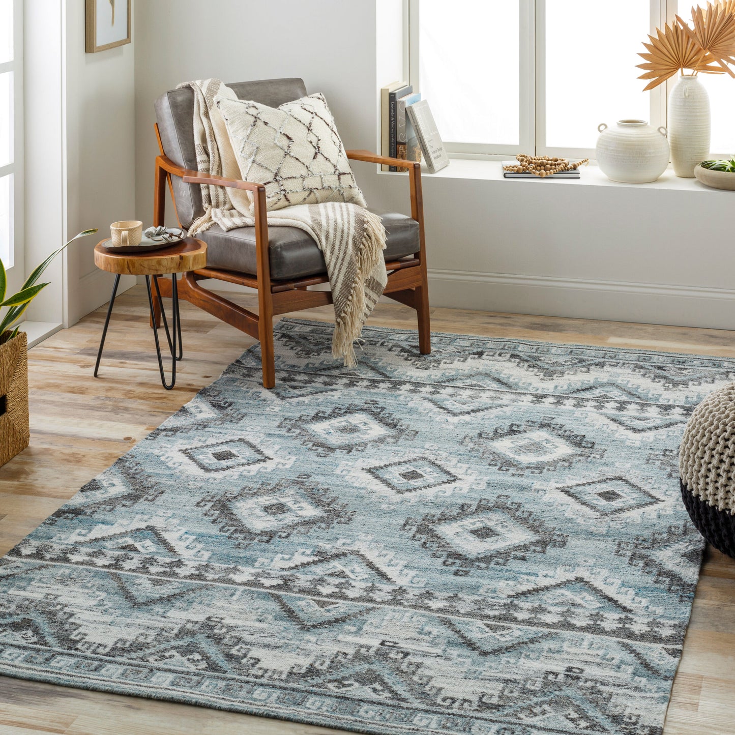 Alyssa AYS-2304 2' x 3' Handmade Recyled Accent Rug