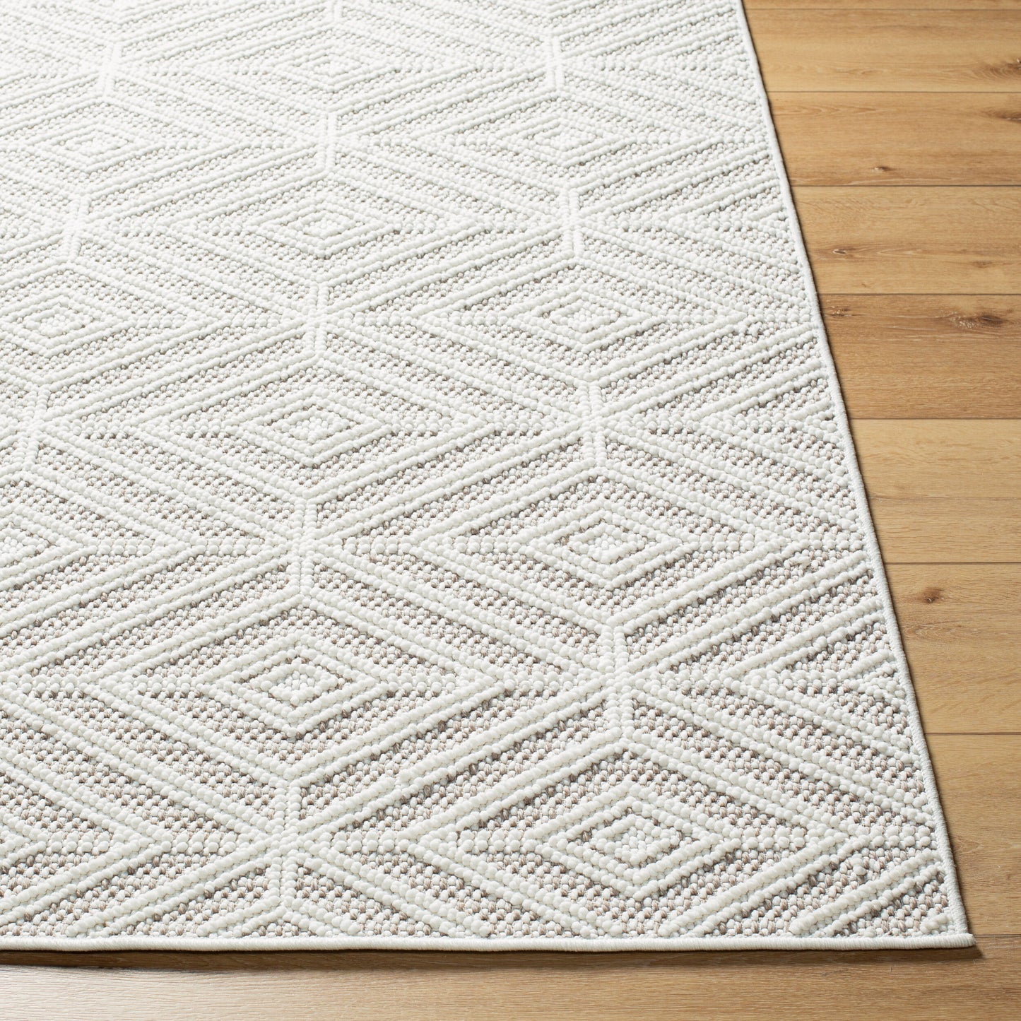 Bouclair BCR-2317 5' x 7' Machine Woven Area Rug