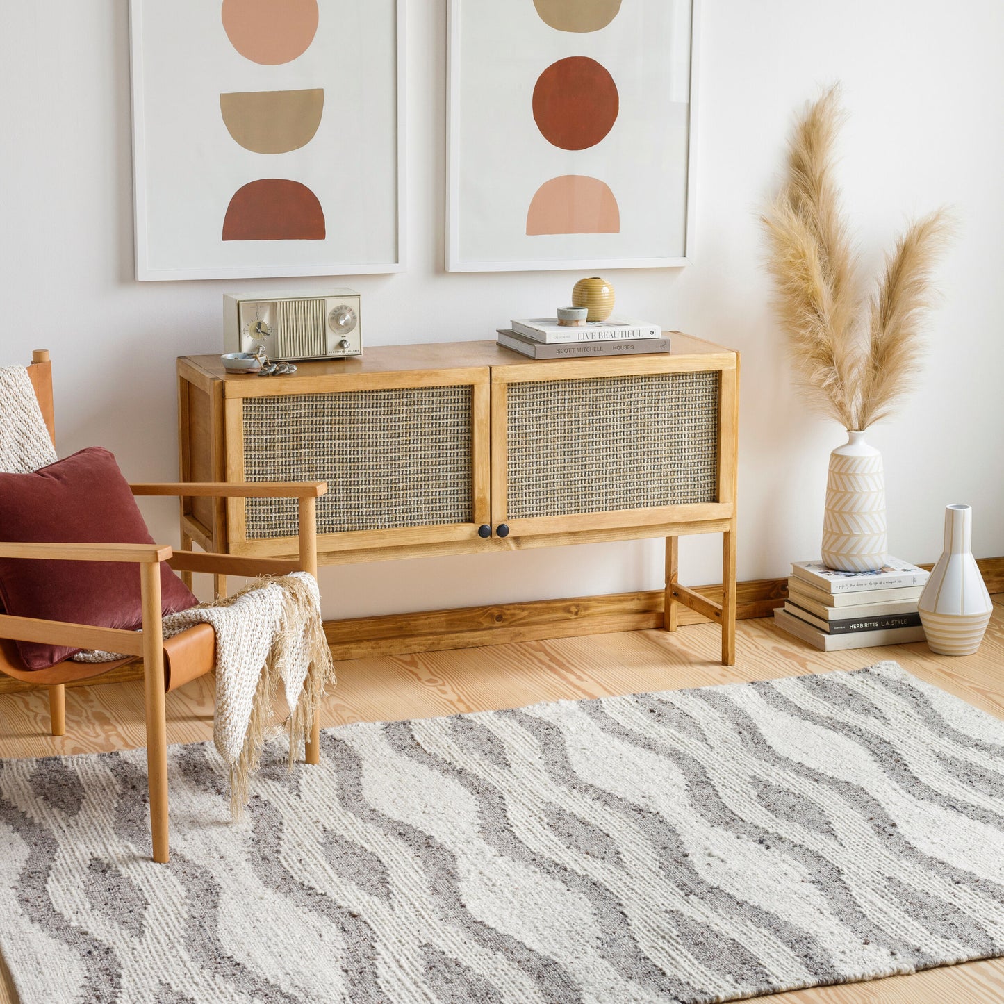 Bremen BEN-2303 2' x 3' Handmade Wool Accent Rug