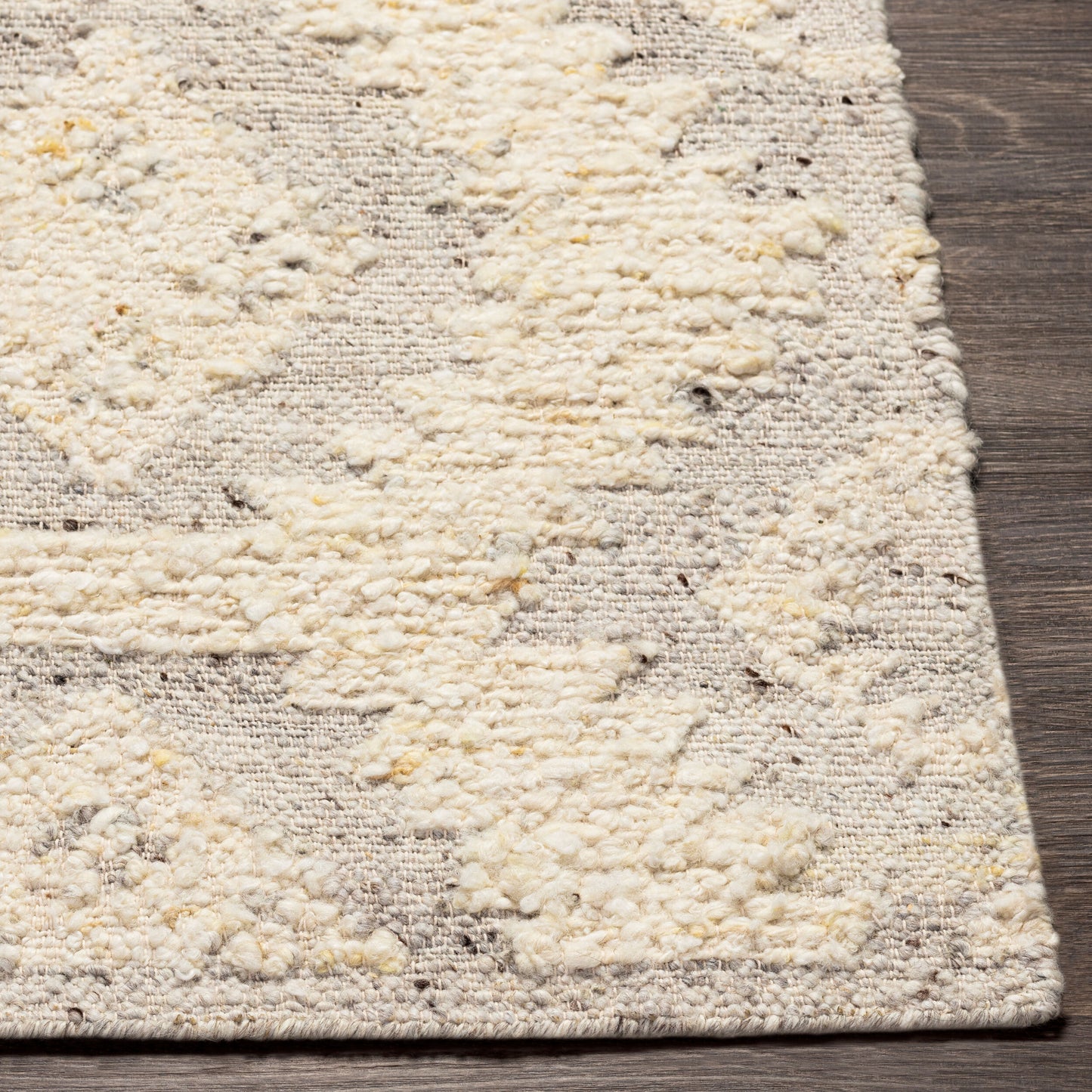 Bremen BEN-2306 2' x 3' Handmade Wool Accent Rug