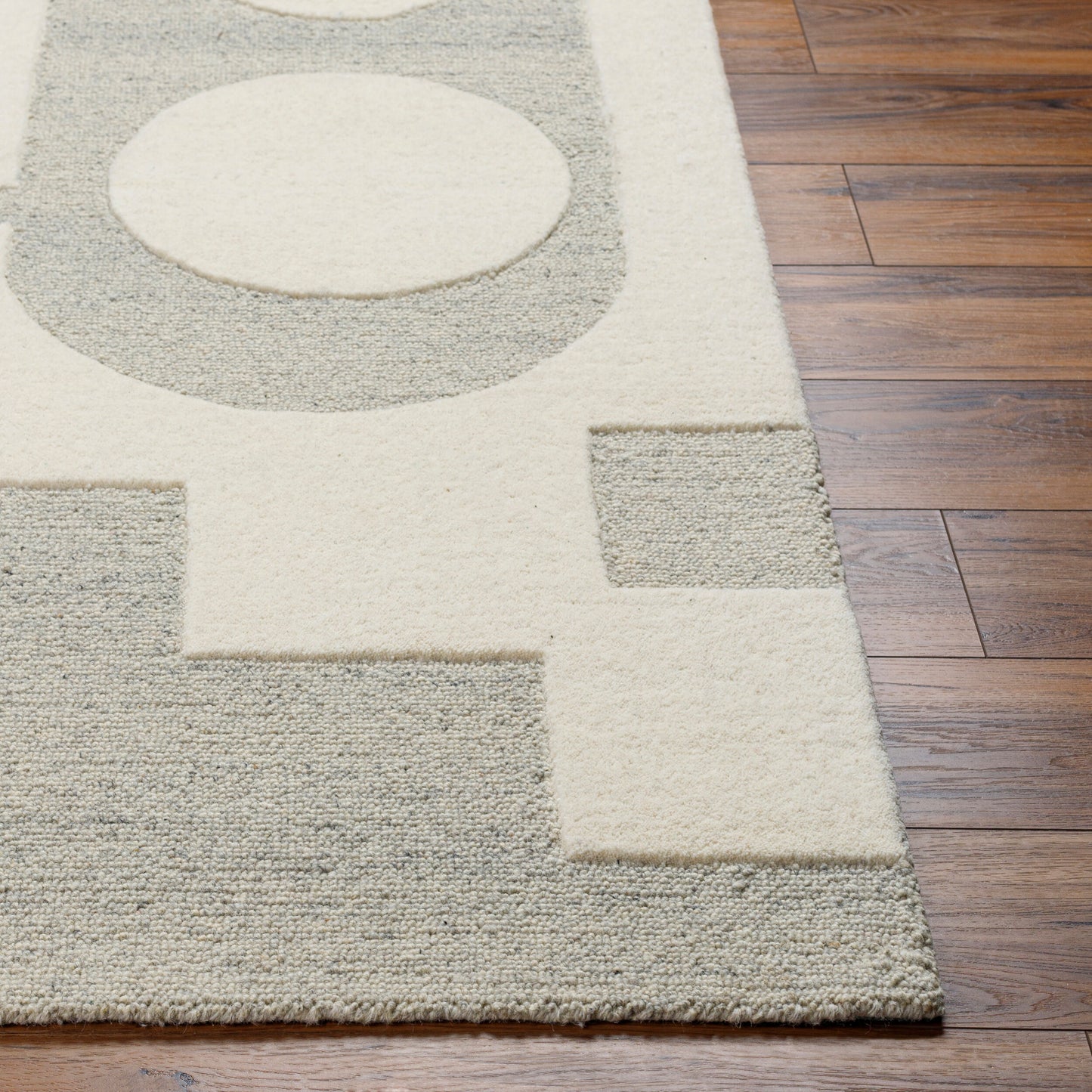 Brook BKO-2304 2' x 3' Handmade Wool Accent Rug