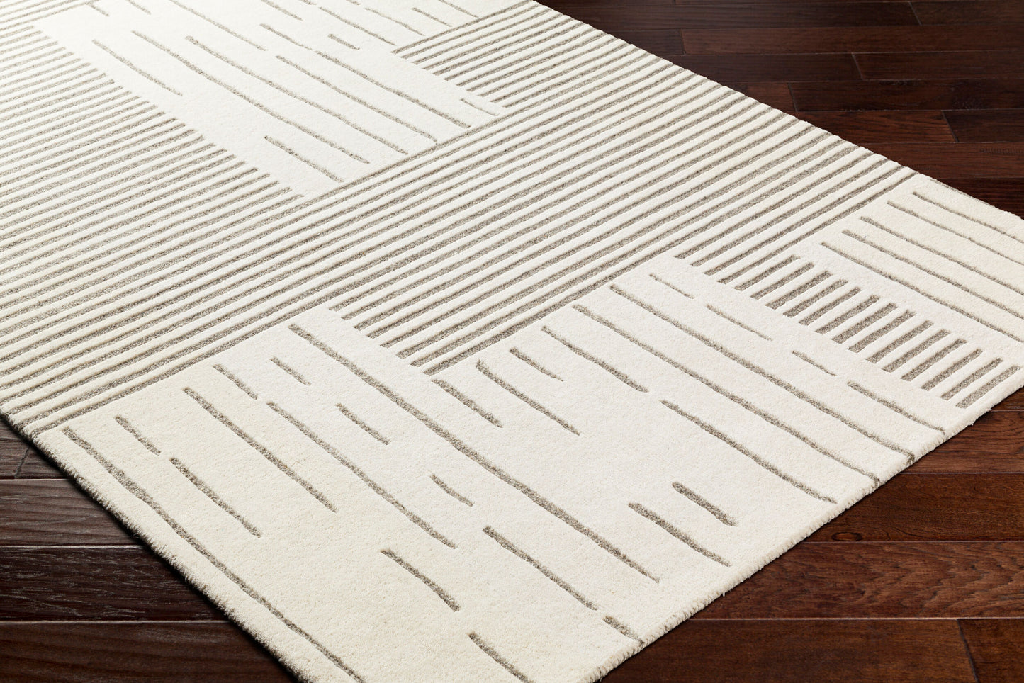 Brook BKO-2311 2' x 3' Handmade Wool Accent Rug