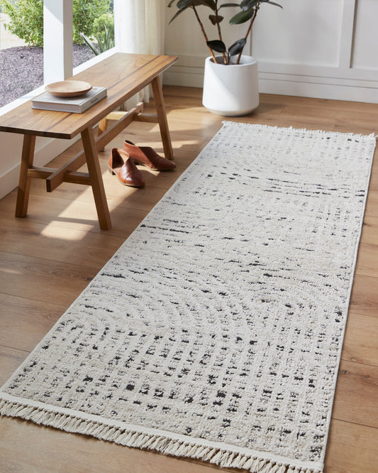 Berlin BLR-2303 5' x 7' Machine Woven Area Rug