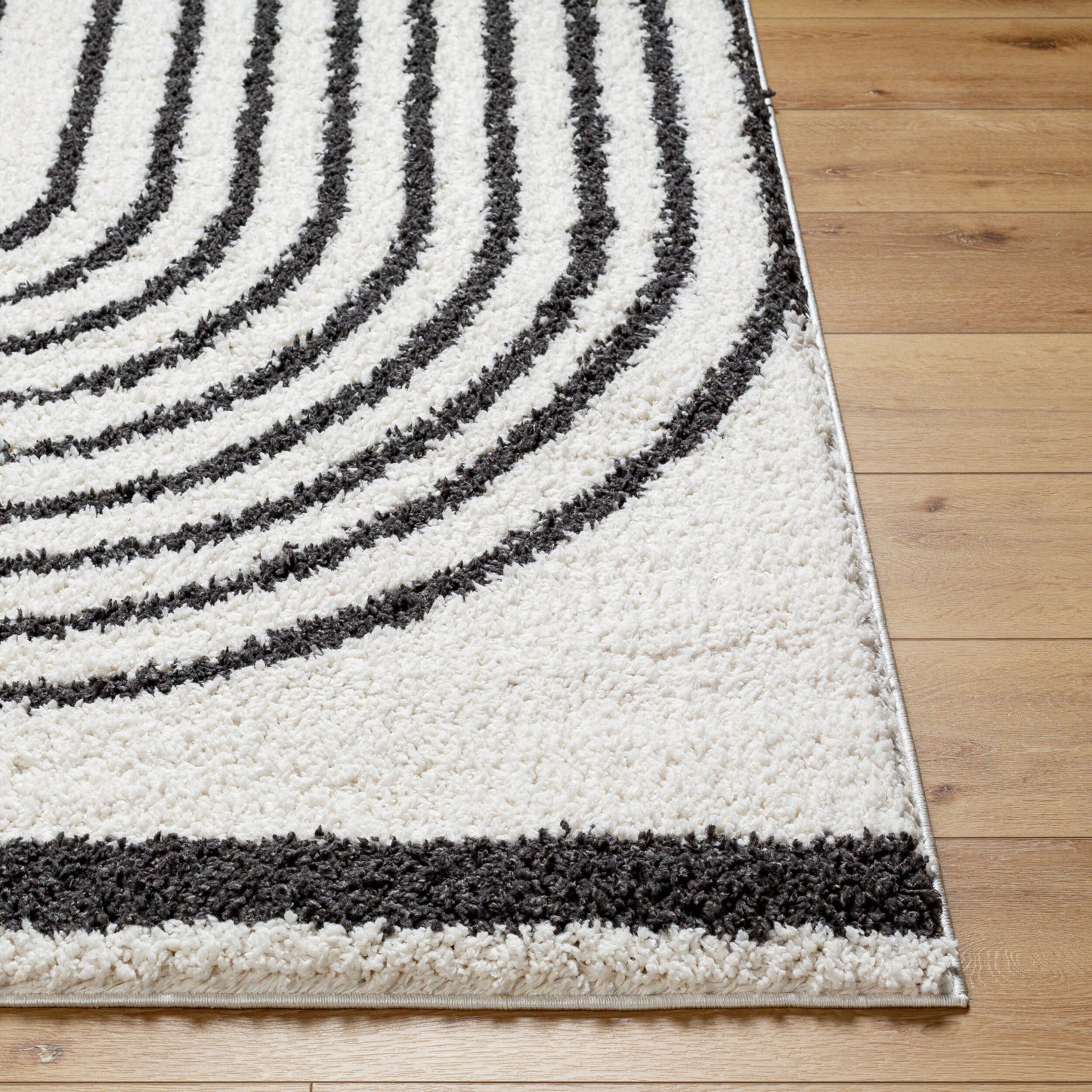 Birmingham BMM-2312 5' x 7' Machine Woven Area Rug