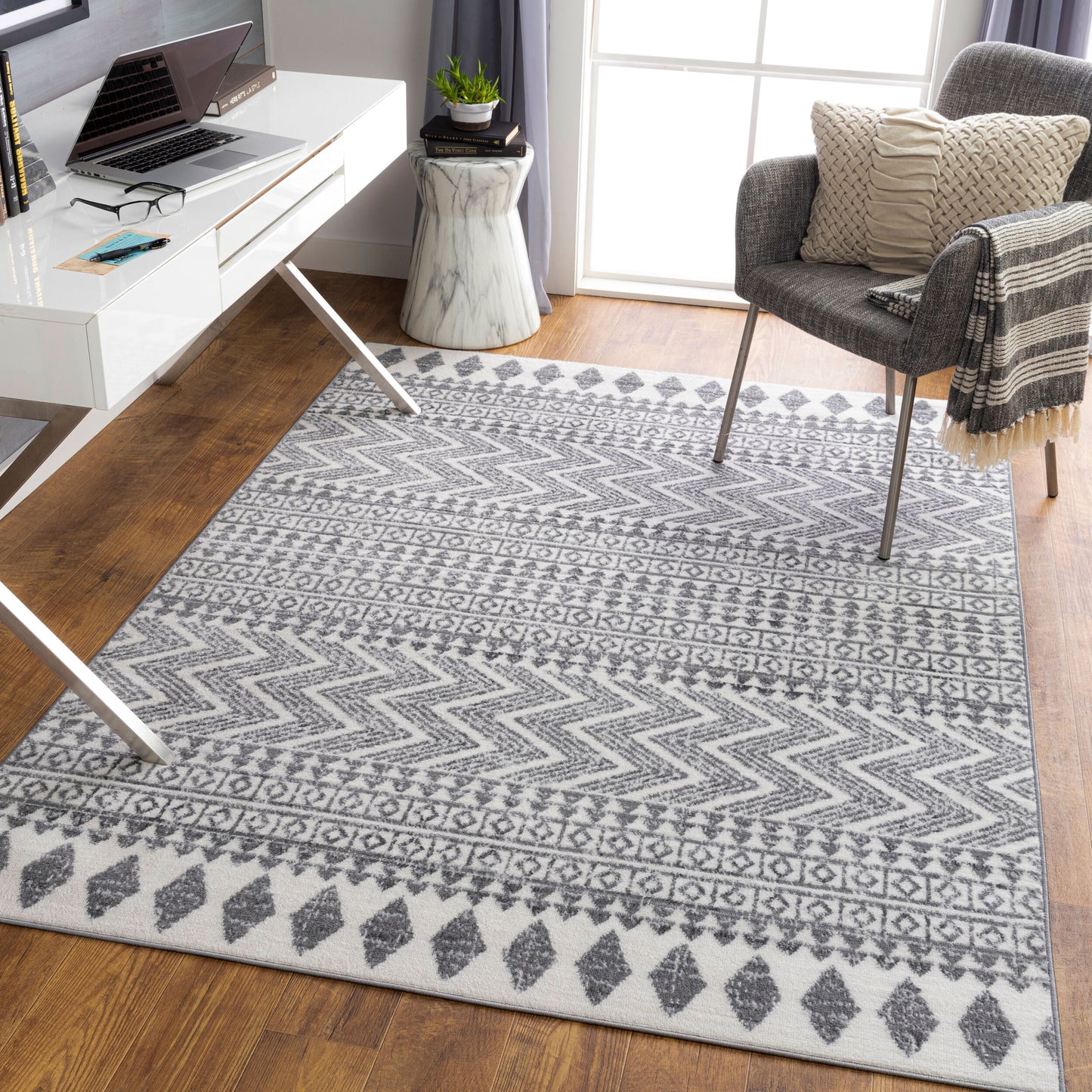 Cesar CEG-2343 9' x 12' Machine Woven Area Rug