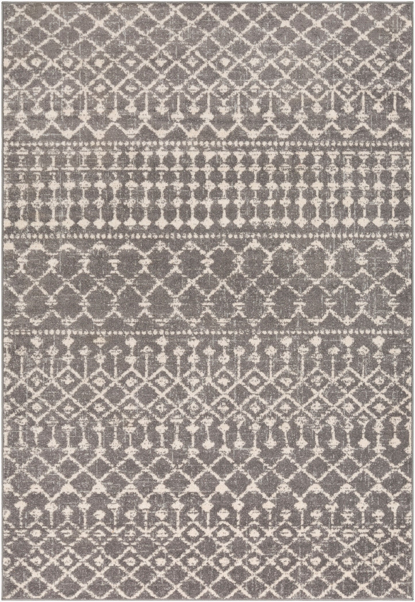 Chester CHE-2321 5' x 7' Machine Woven Area Rug
