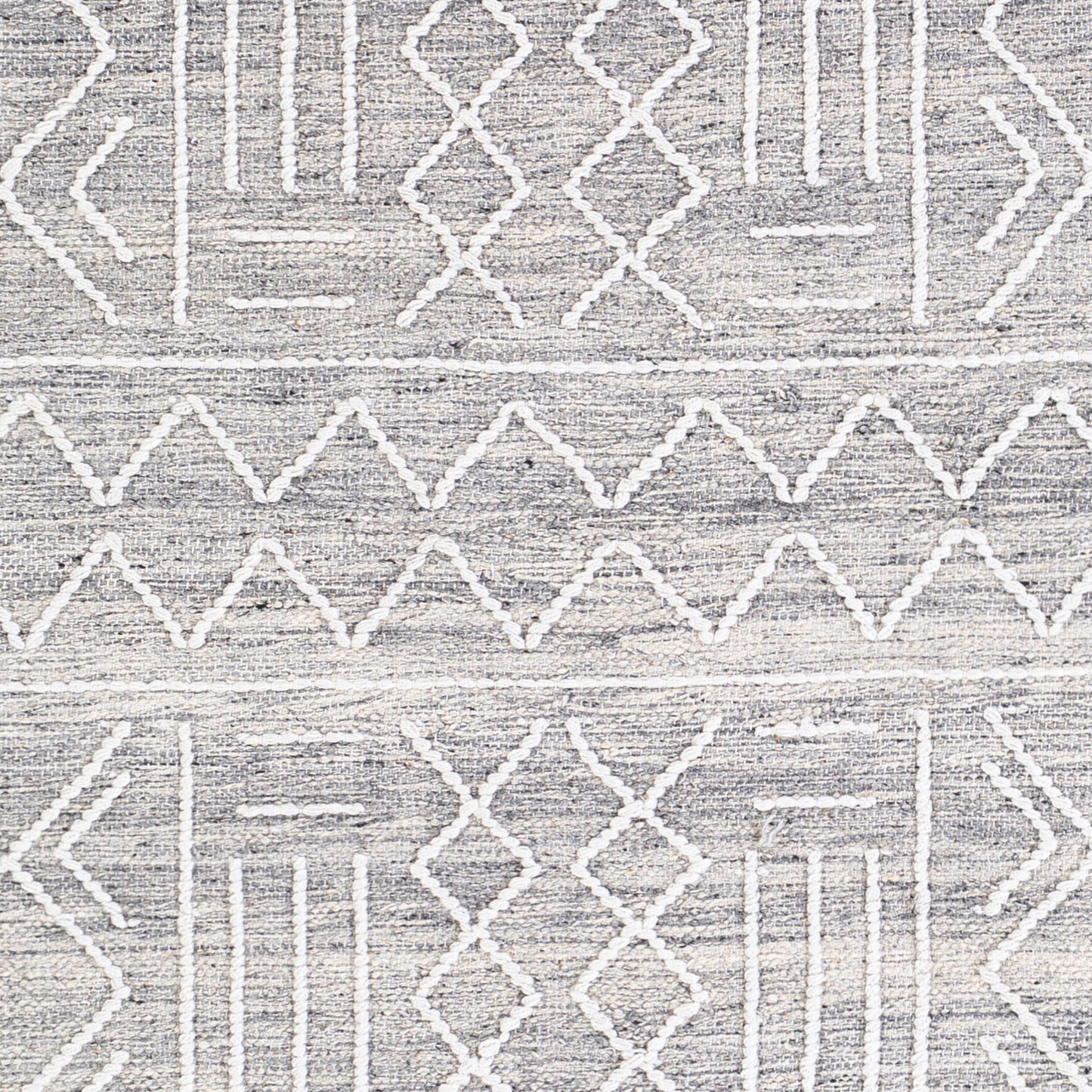 Cheyenne CHY-2304 2' x 3' Handmade Accent Rug