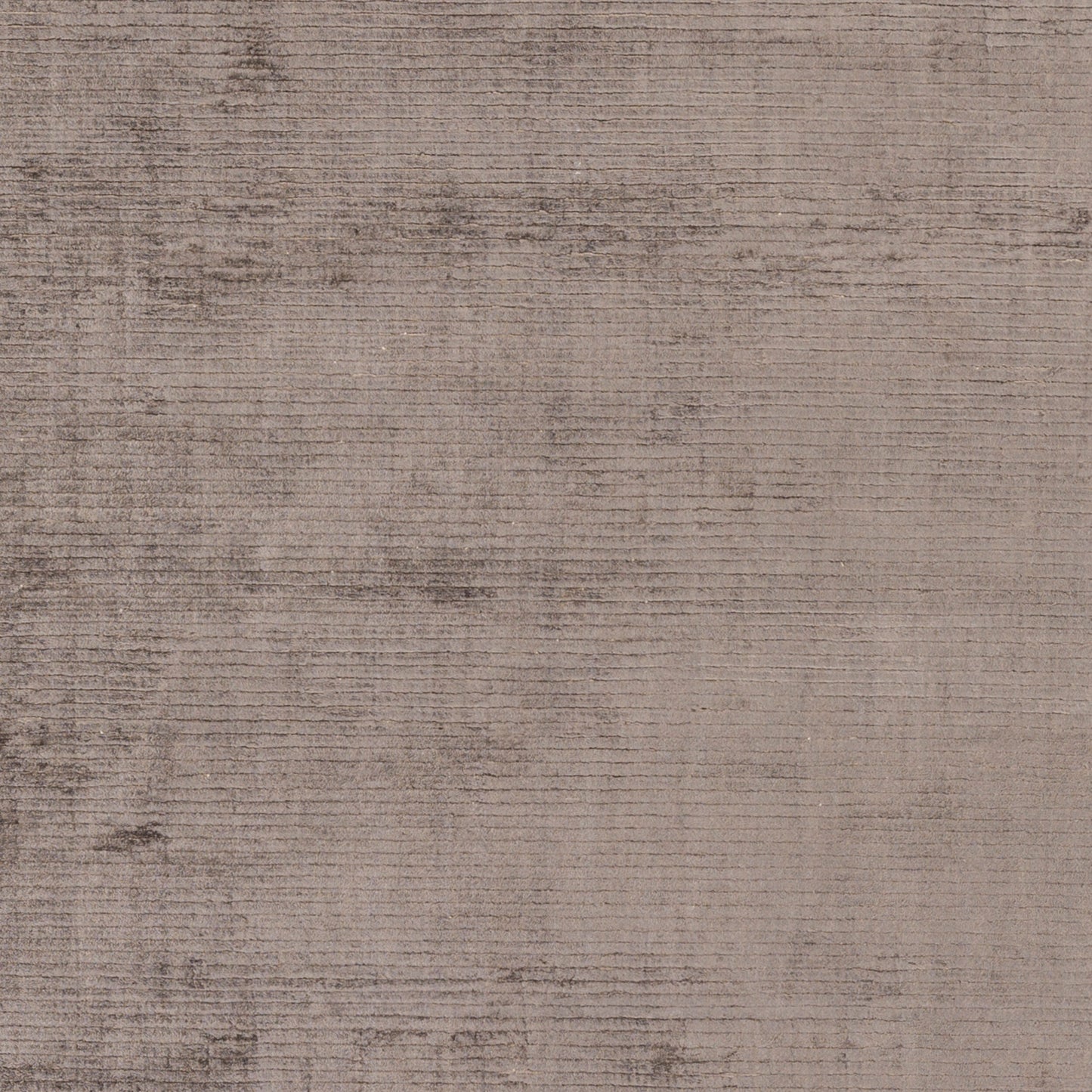 Charlotte CLT-2405 3' x 5' Handmade Faux Silk Accent Rug