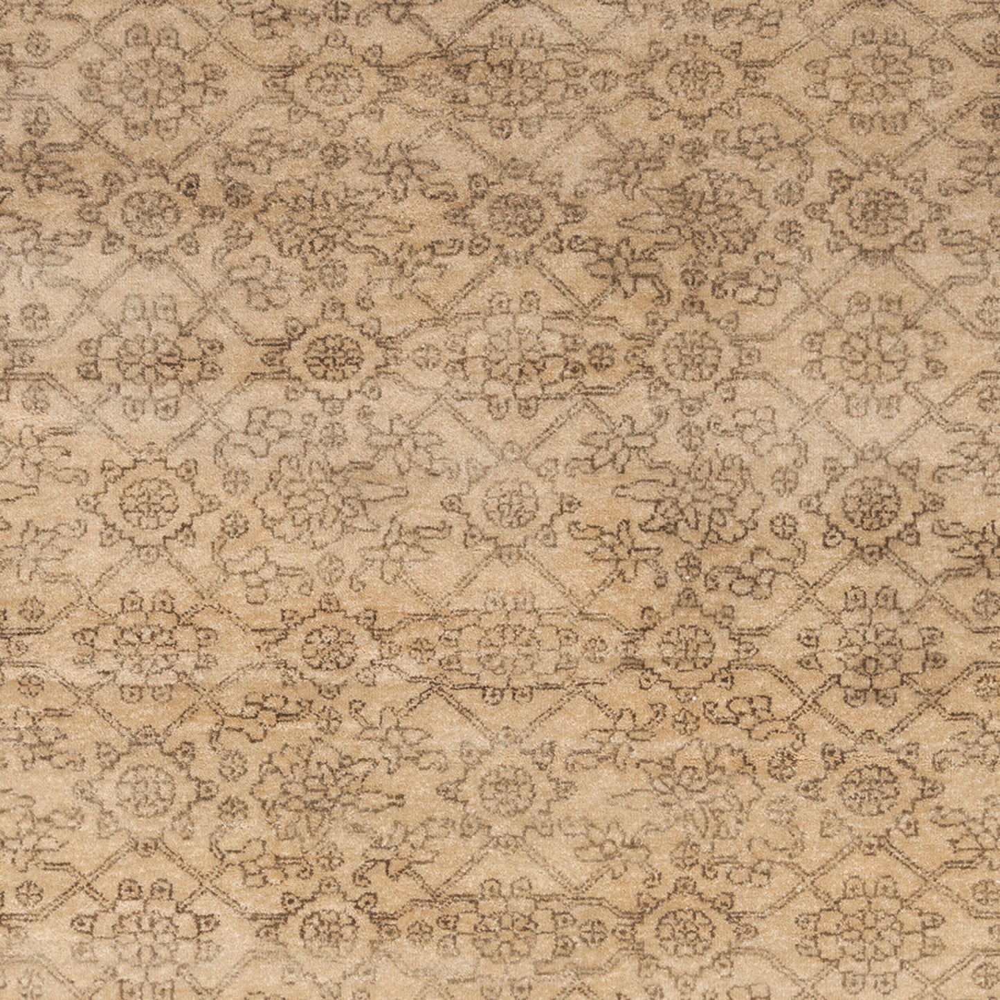 Cheshire CSH-6007 2' x 3' Handmade Wool Accent Rug