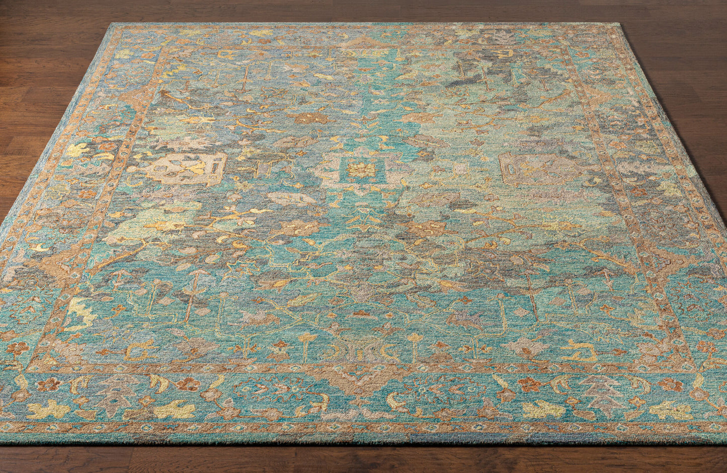 Classic Nouveau CSN-1002 5' x 7' Handmade Wool Area Rug