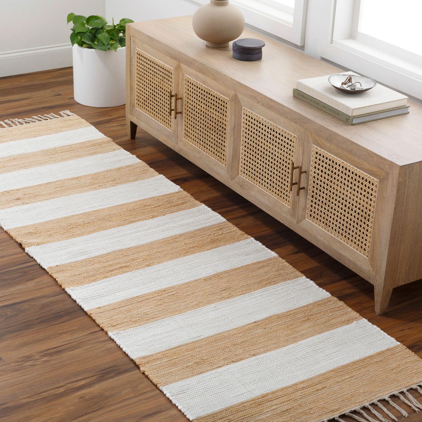 Cotone CTE-2302 8ft Runner Handmade Runner Rug
