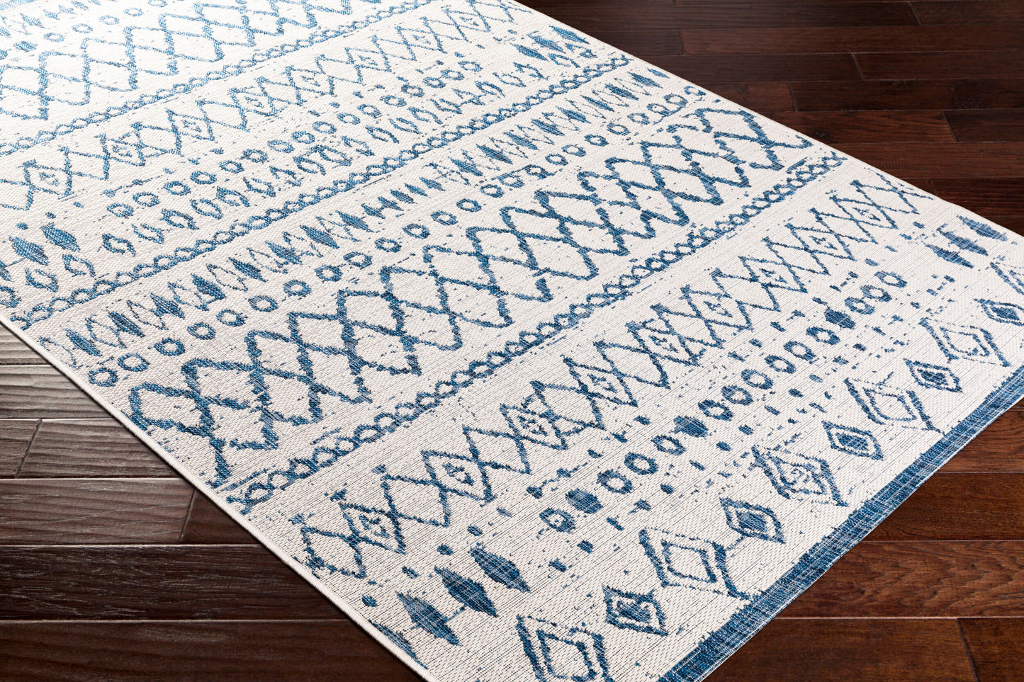Eagean EAG-2340 2' x 3' Machine Woven Indoor/Outdoor Accent Rug