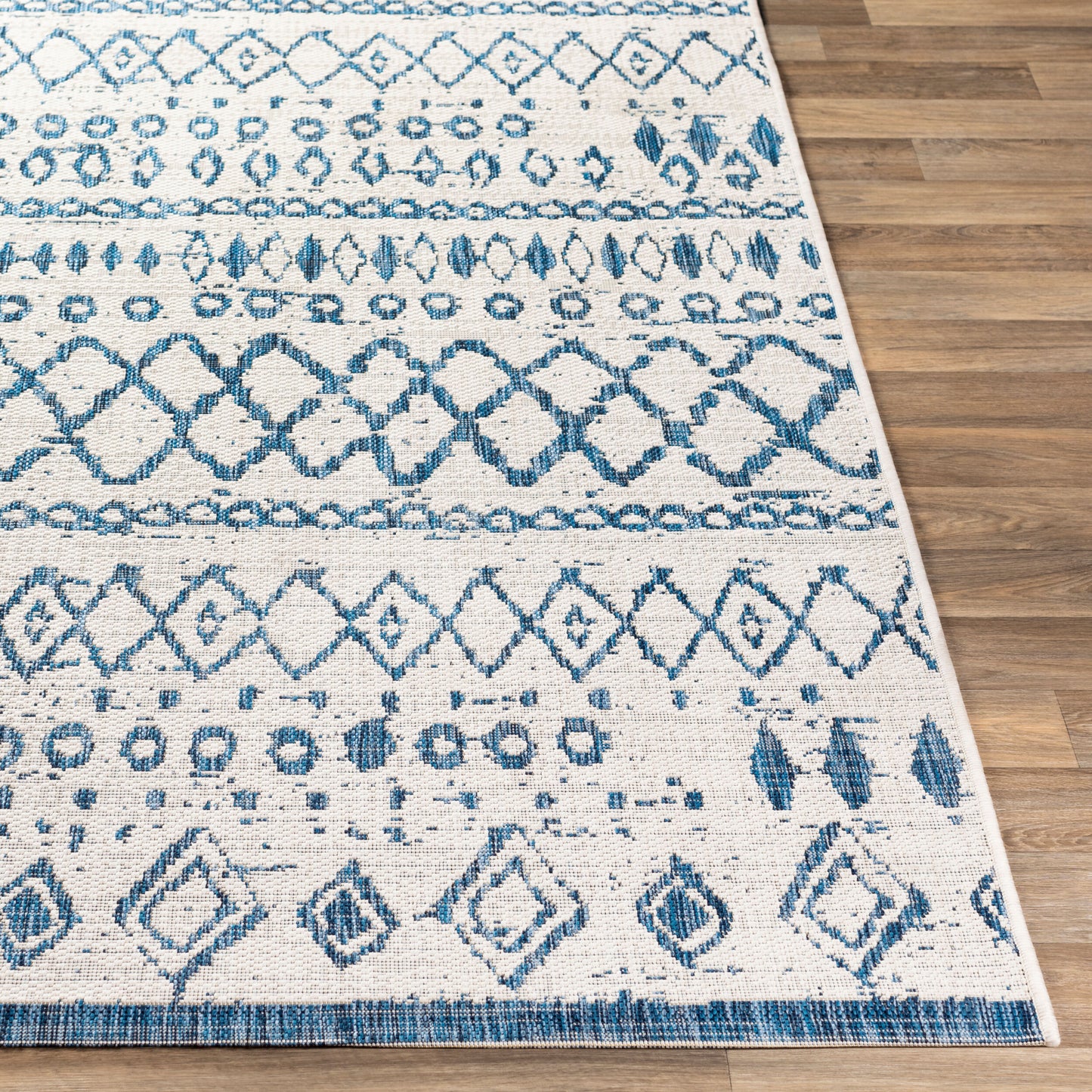 Eagean EAG-2340 2' x 3' Machine Woven Indoor/Outdoor Accent Rug