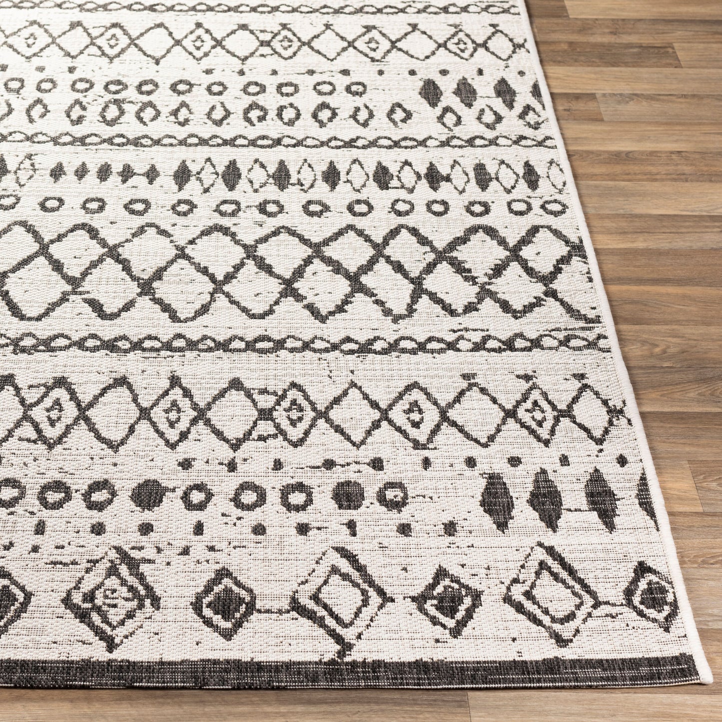 Eagean EAG-2341 8ft Square Machine Woven Indoor/Outdoor Area Rug