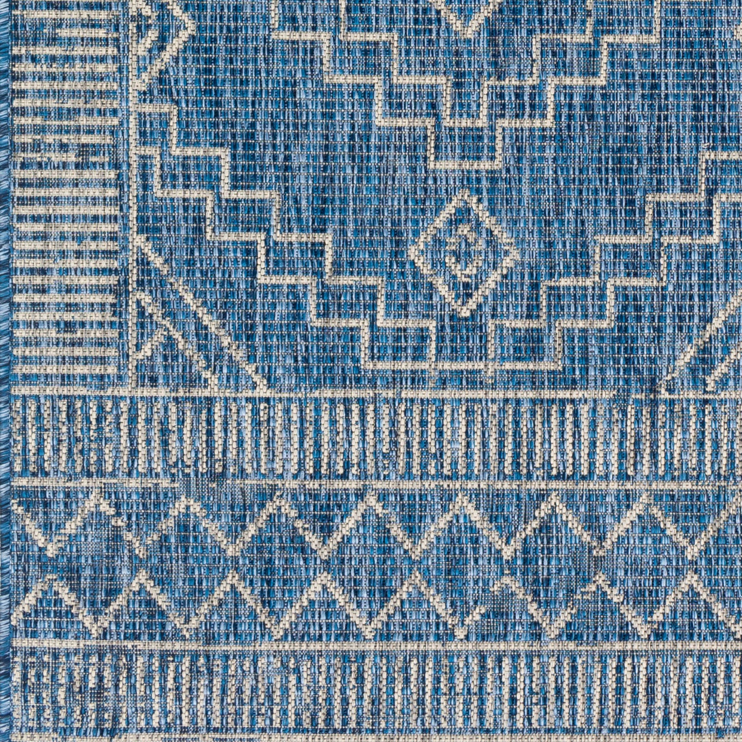 Eagean EAG-2342 2' x 3' Machine Woven Indoor/Outdoor Accent Rug