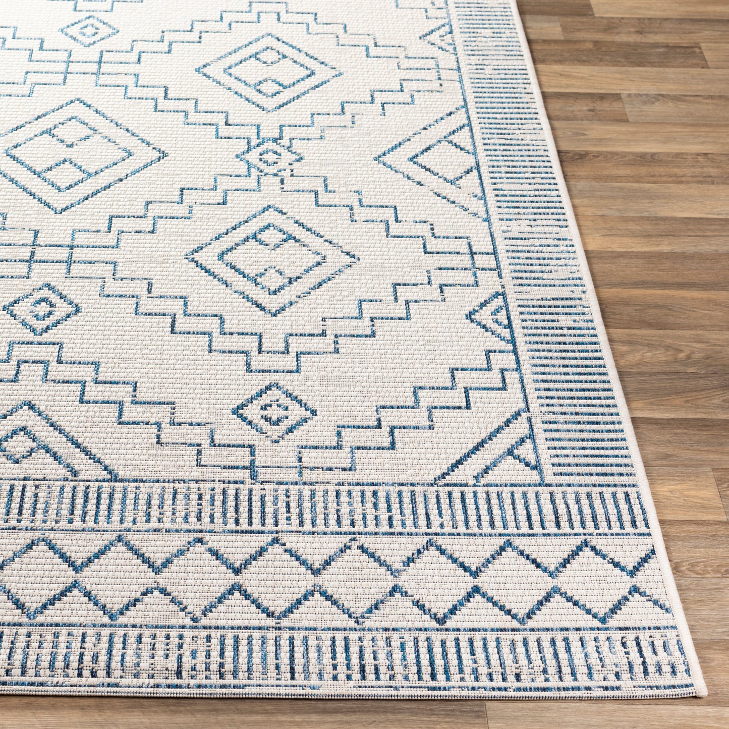 Eagean EAG-2343 2' x 3' Machine Woven Indoor/Outdoor Accent Rug