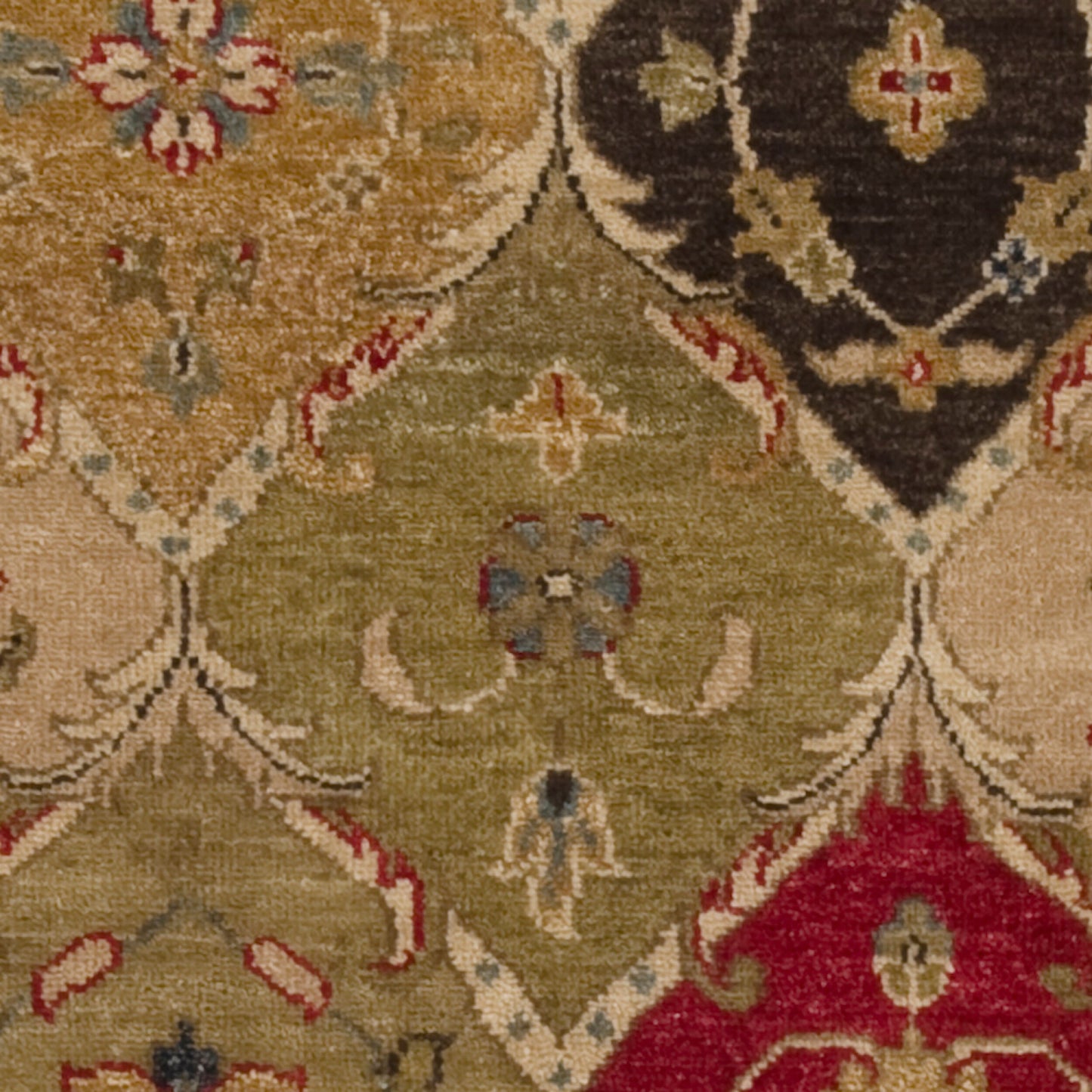 Estate EST-10528 2' x 3' Handmade Wool Accent Rug
