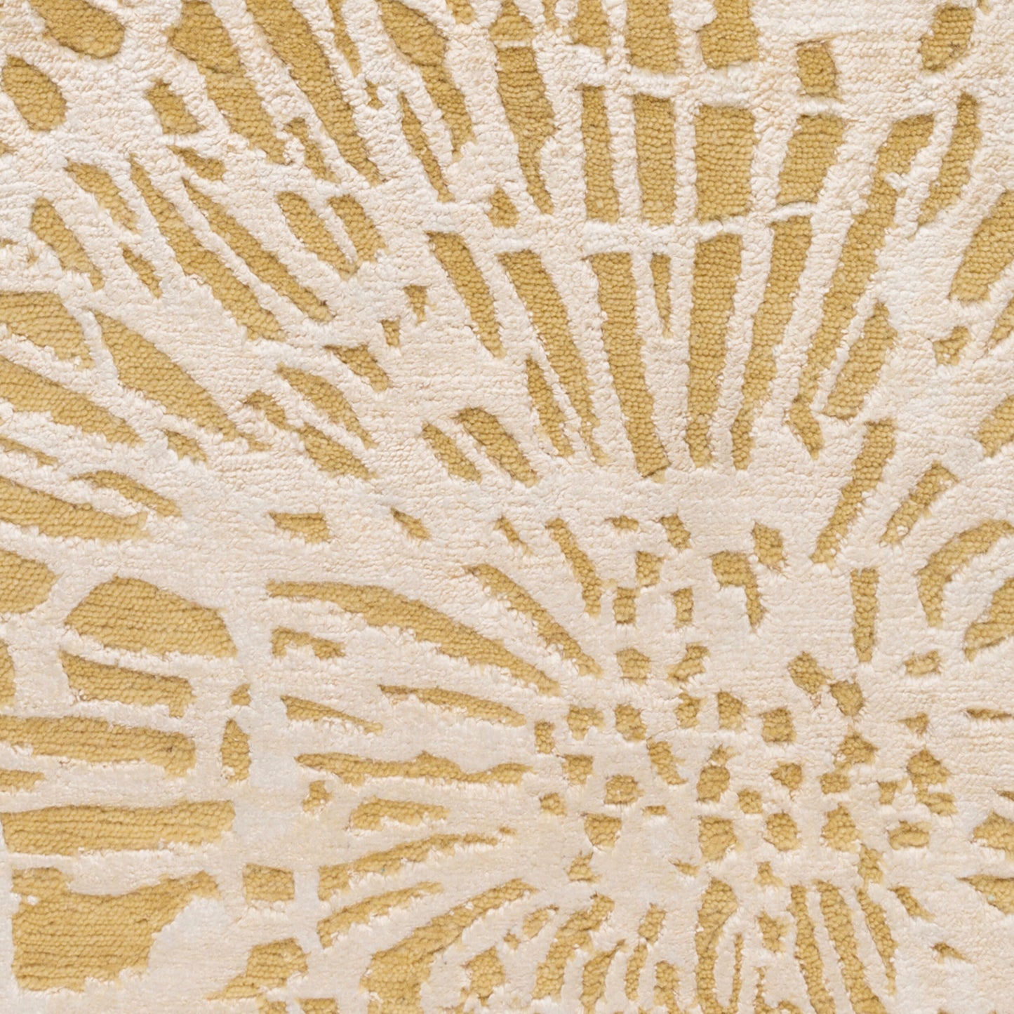 Etienne ETI-9002 2' x 3' Handmade Accent Rug