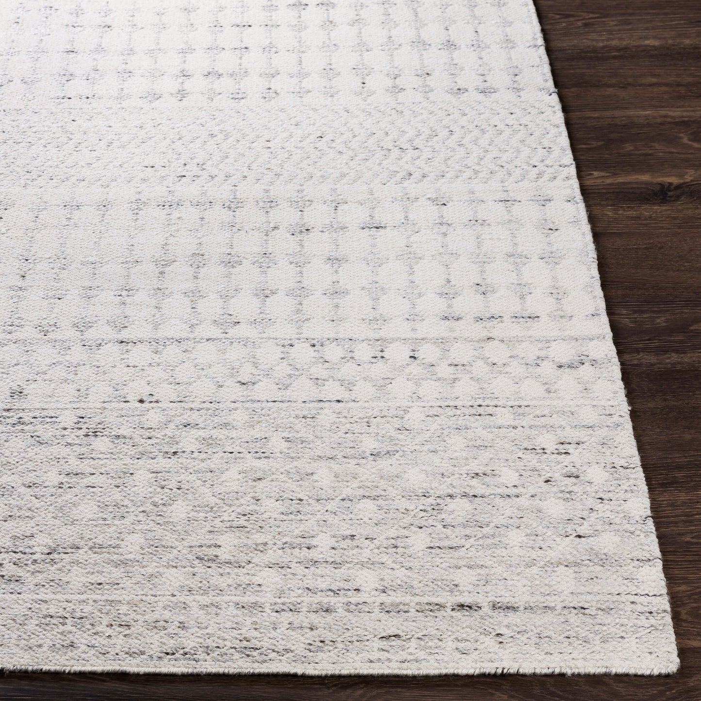 Fulham FHM-2305 2' x 3' Handmade Accent Rug