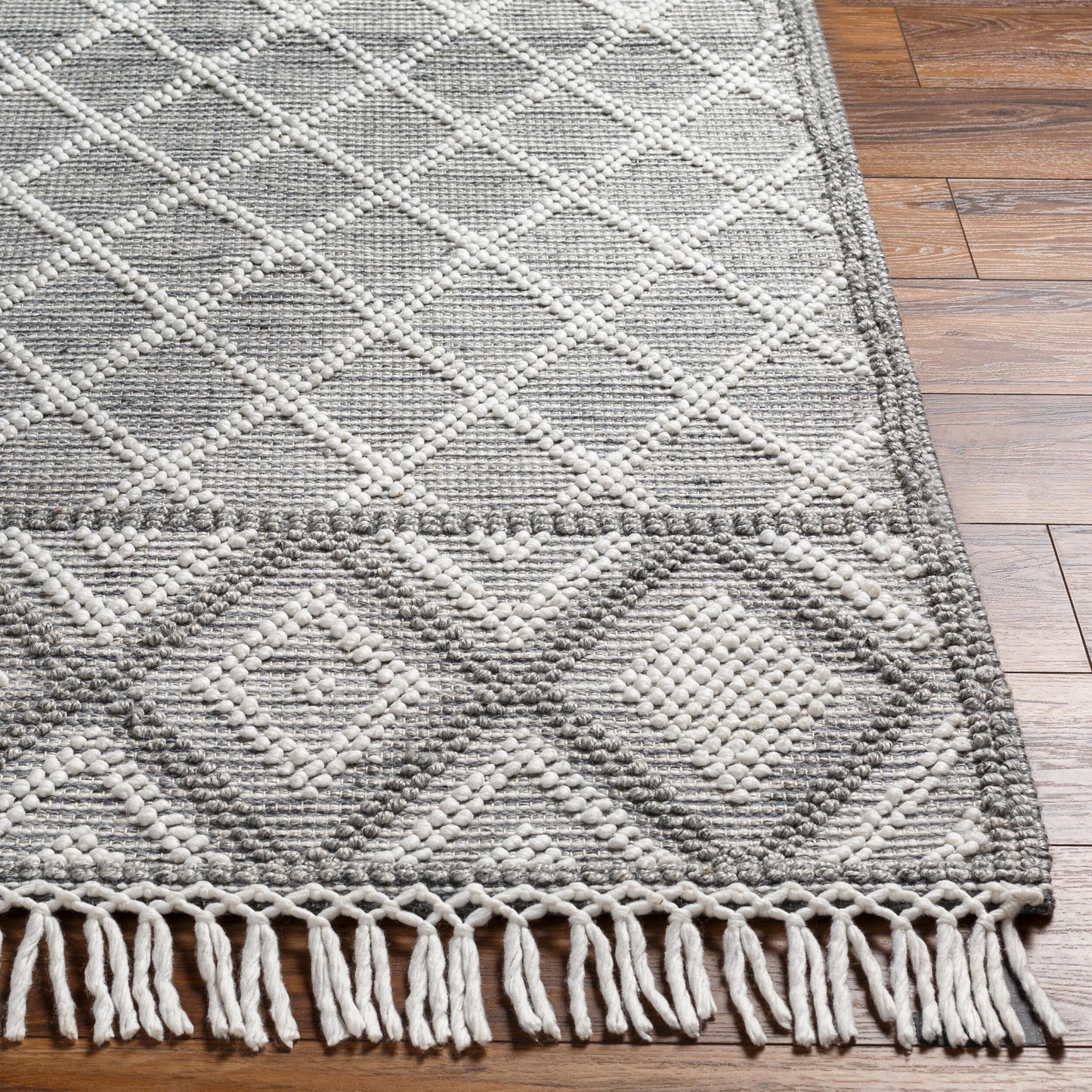 Fleur FLE-2300 2' x 3' Handmade Recyled Accent Rug