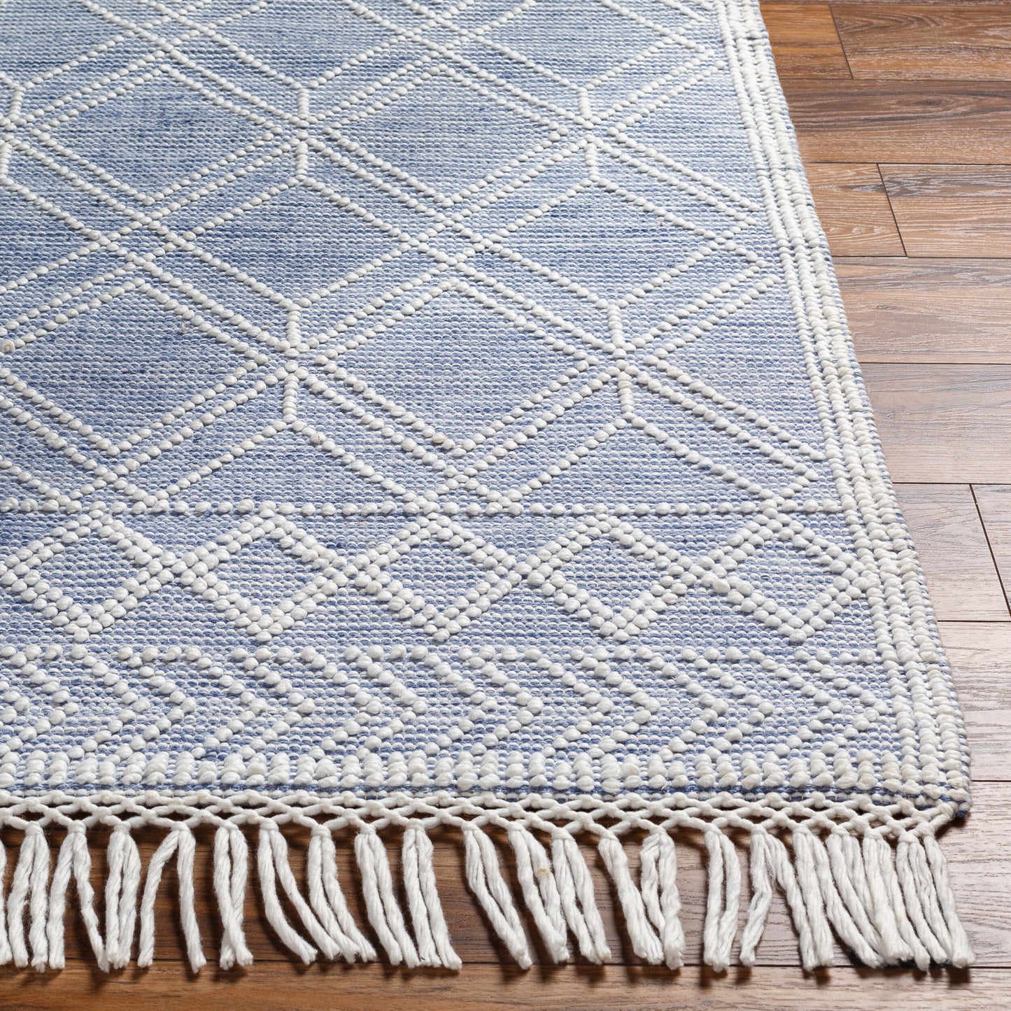 Fleur FLE-2303 2' x 3' Handmade Recyled Accent Rug
