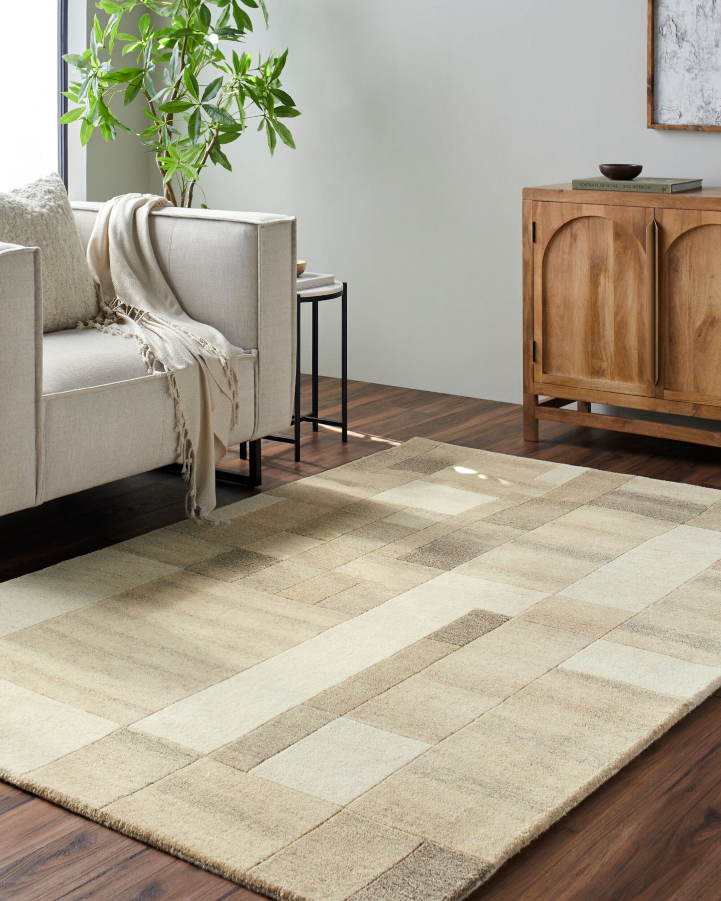Forum FM-7246 8ft Runner Handmade Wool Runner Rug
