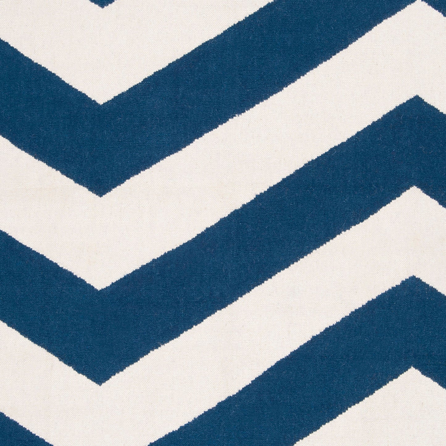 Frontier FT-276 2' x 3' Handmade Wool Accent Rug