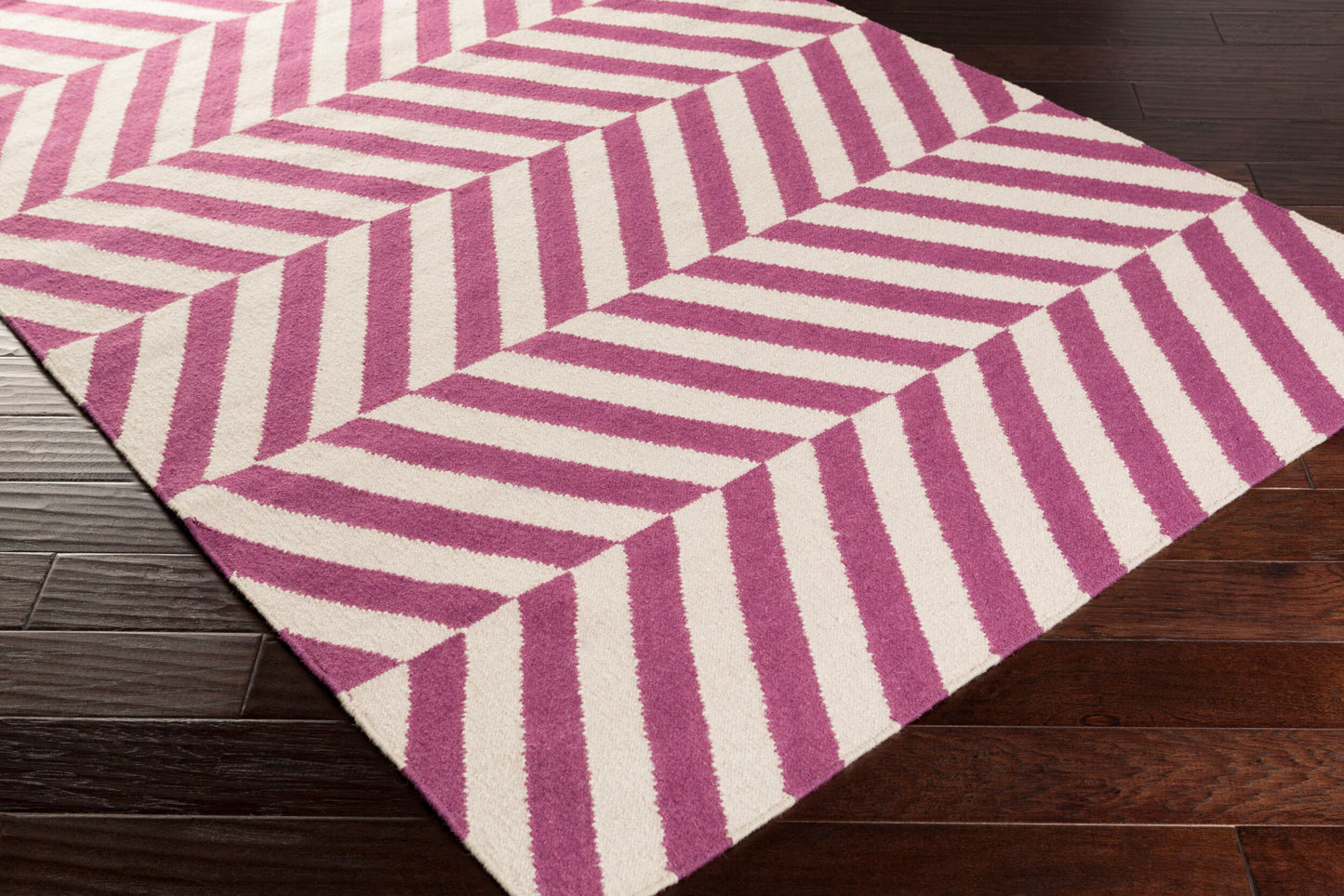 Frontier FT-582 2' x 3' Handmade Wool Accent Rug