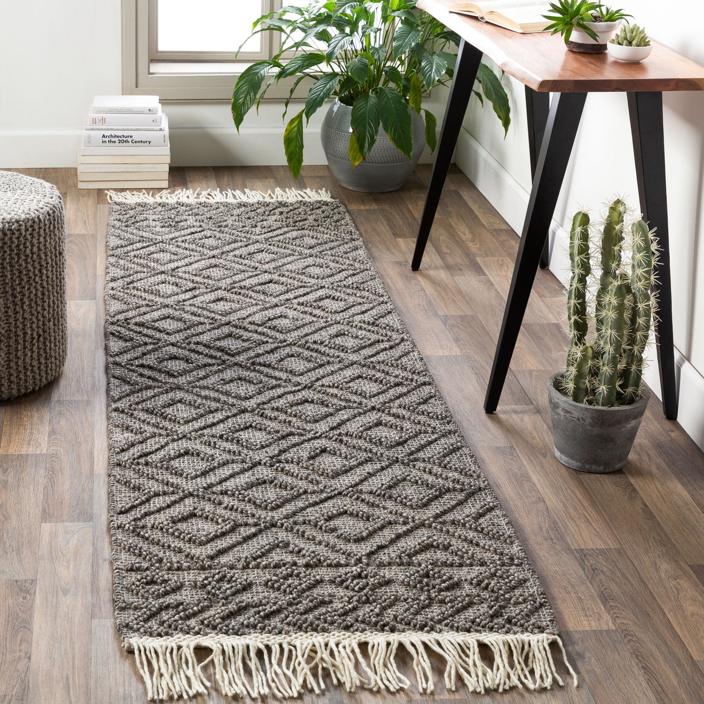 Farmhouse Tassels FTS-2302 8ft Runner Handmade Runner Rug