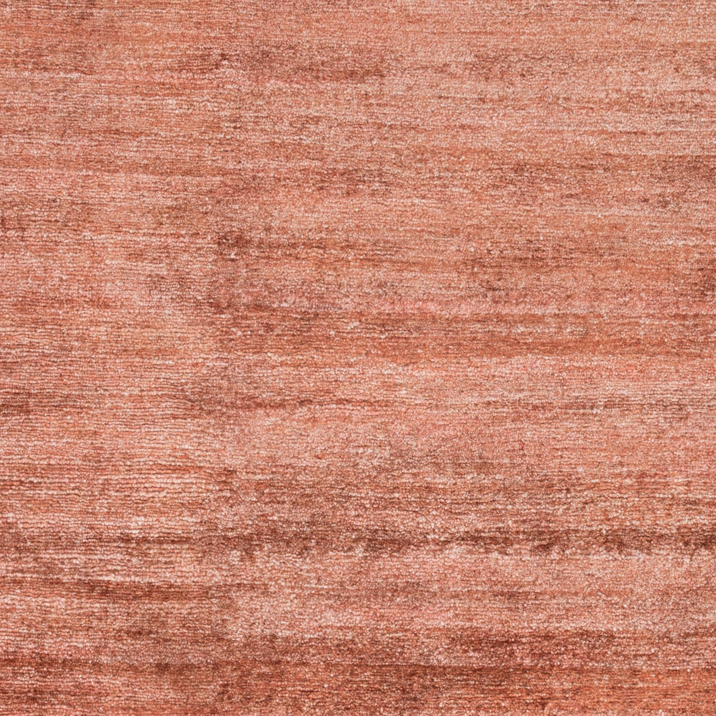 Gilded GID-5003 2' x 3' Handmade Faux Silk Accent Rug