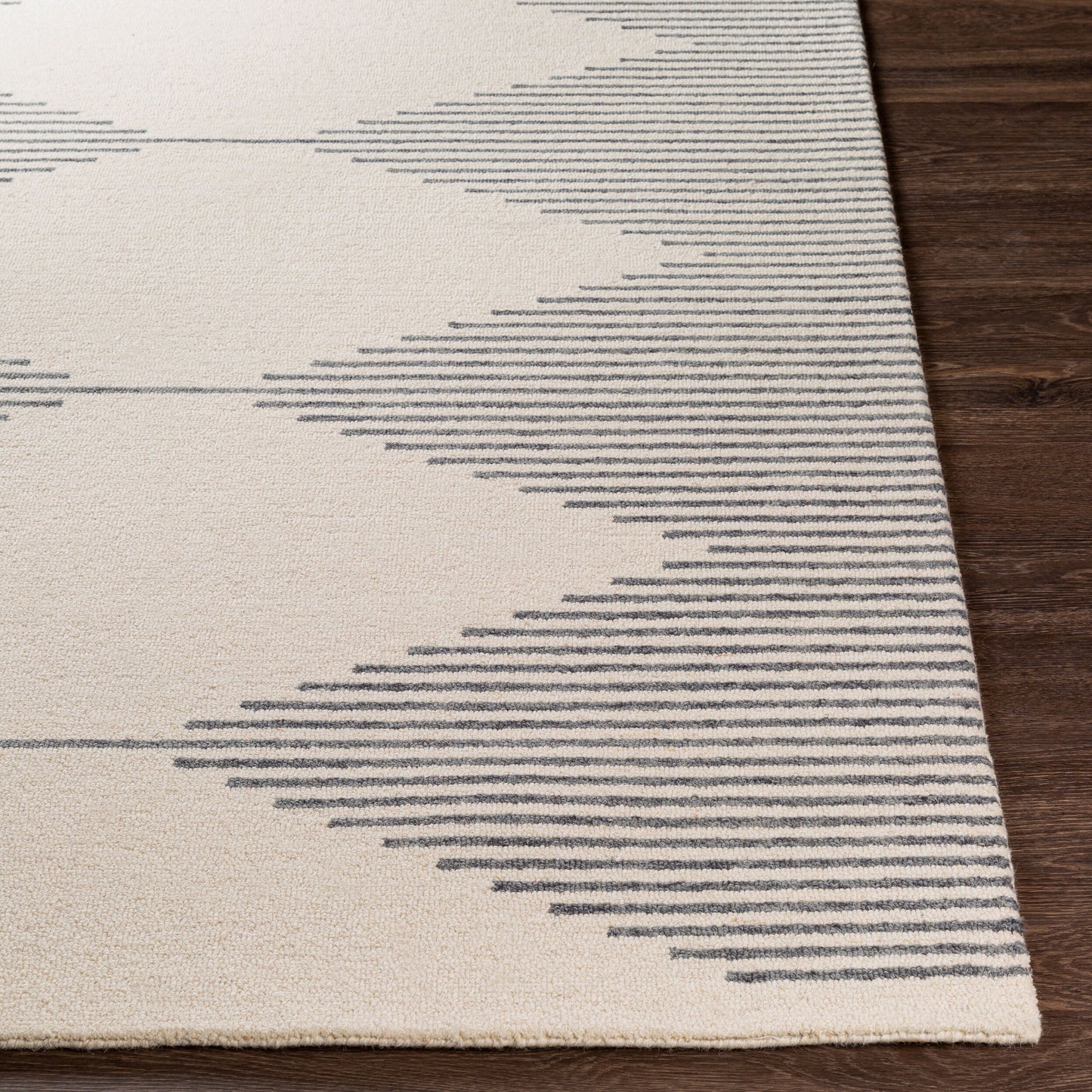 Alfombra decorativa de lana hecha a mano Granada GND-2332 de 2' x 3'