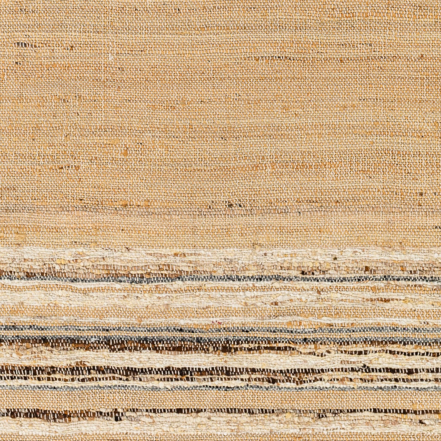 Geneva GNV-2300 2' x 3' Handmade Accent Rug