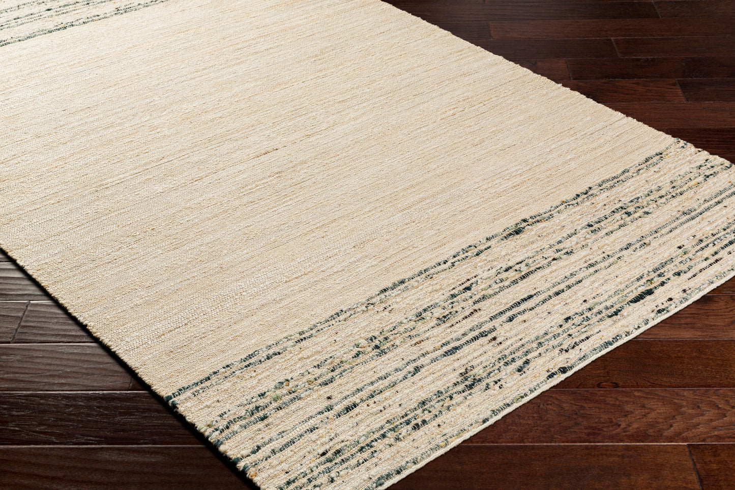 Geneva GNV-2303 2' x 3' Handmade Accent Rug