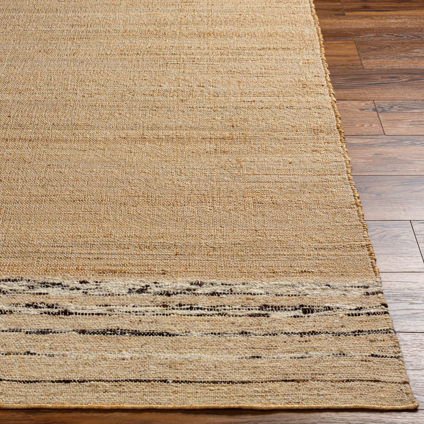 Geneva GNV-2304 2' x 3' Handmade Accent Rug