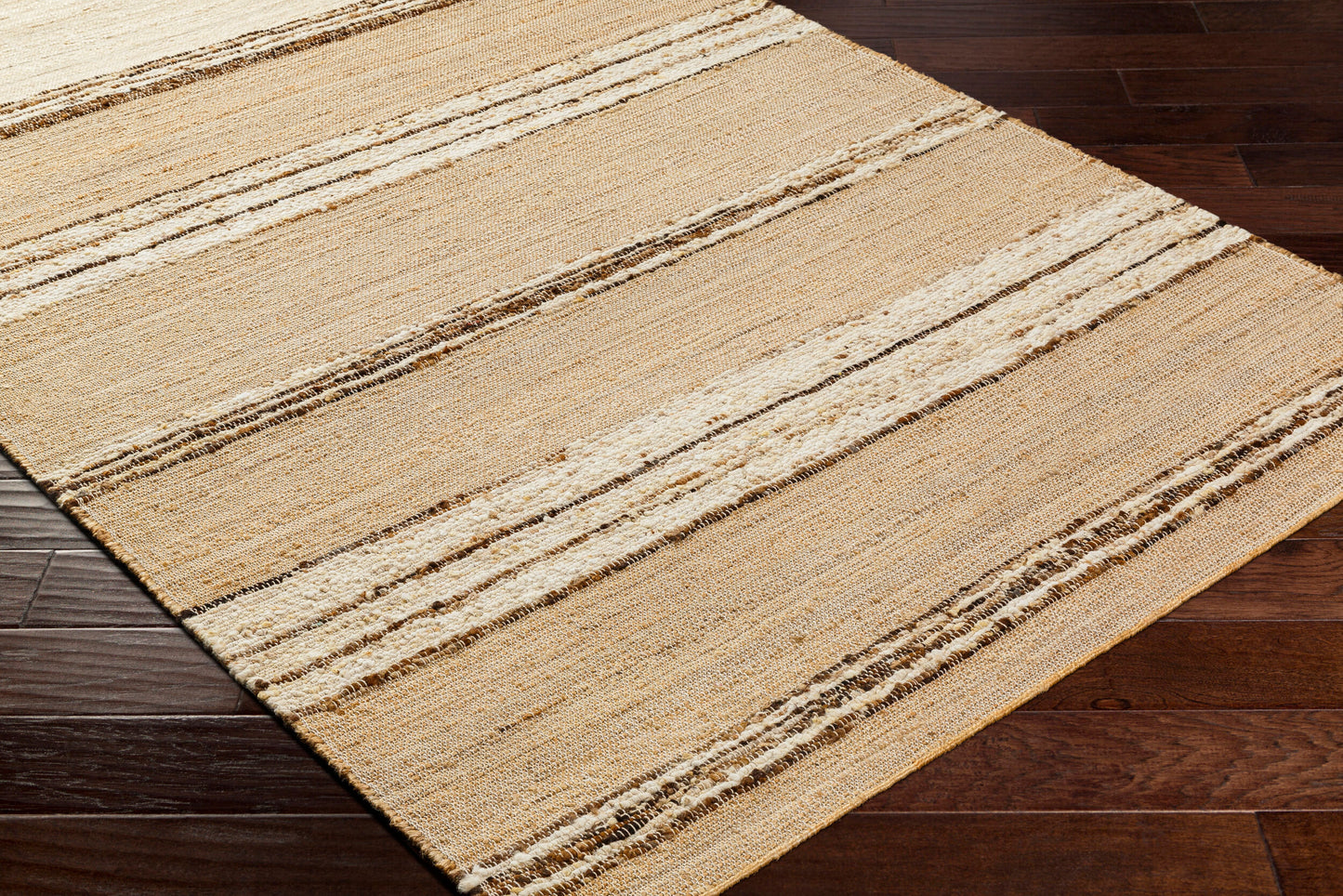 Geneva GNV-2308 2' x 3' Handmade Accent Rug