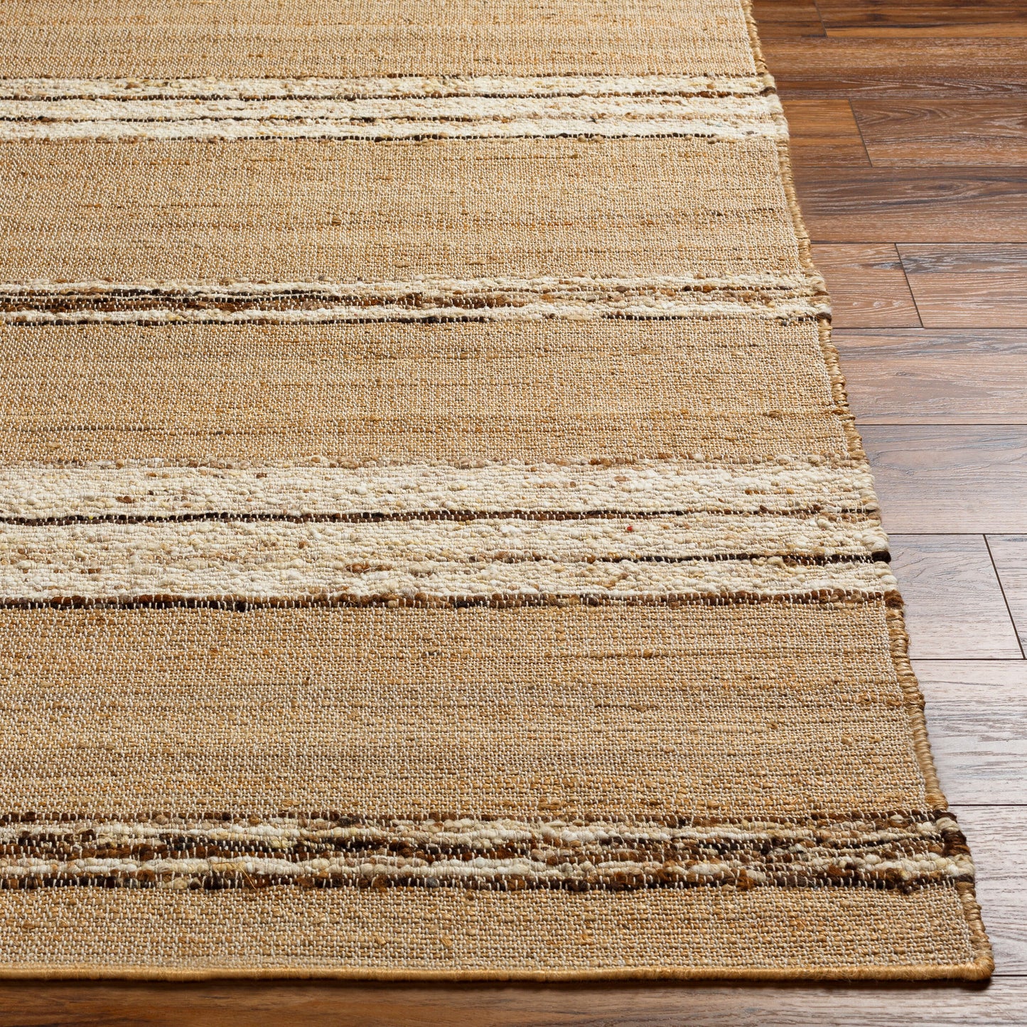 Geneva GNV-2308 2' x 3' Handmade Accent Rug