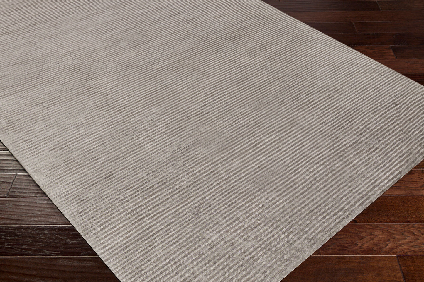 Graphite GPH-52 3' x 5' Handmade Faux Silk Accent Rug