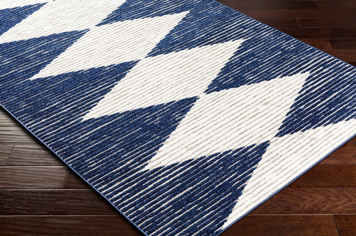Greenwich GWC-2324 2' x 3' Machine Woven Indoor/Outdoor Accent Rug