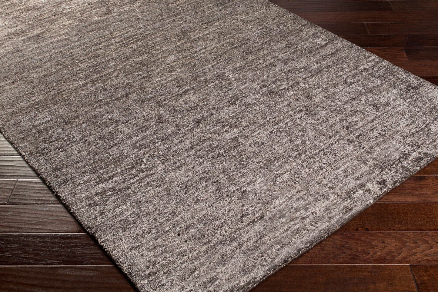 Haize HAZ-6002 2' x 3' Handmade Faux Silk Accent Rug