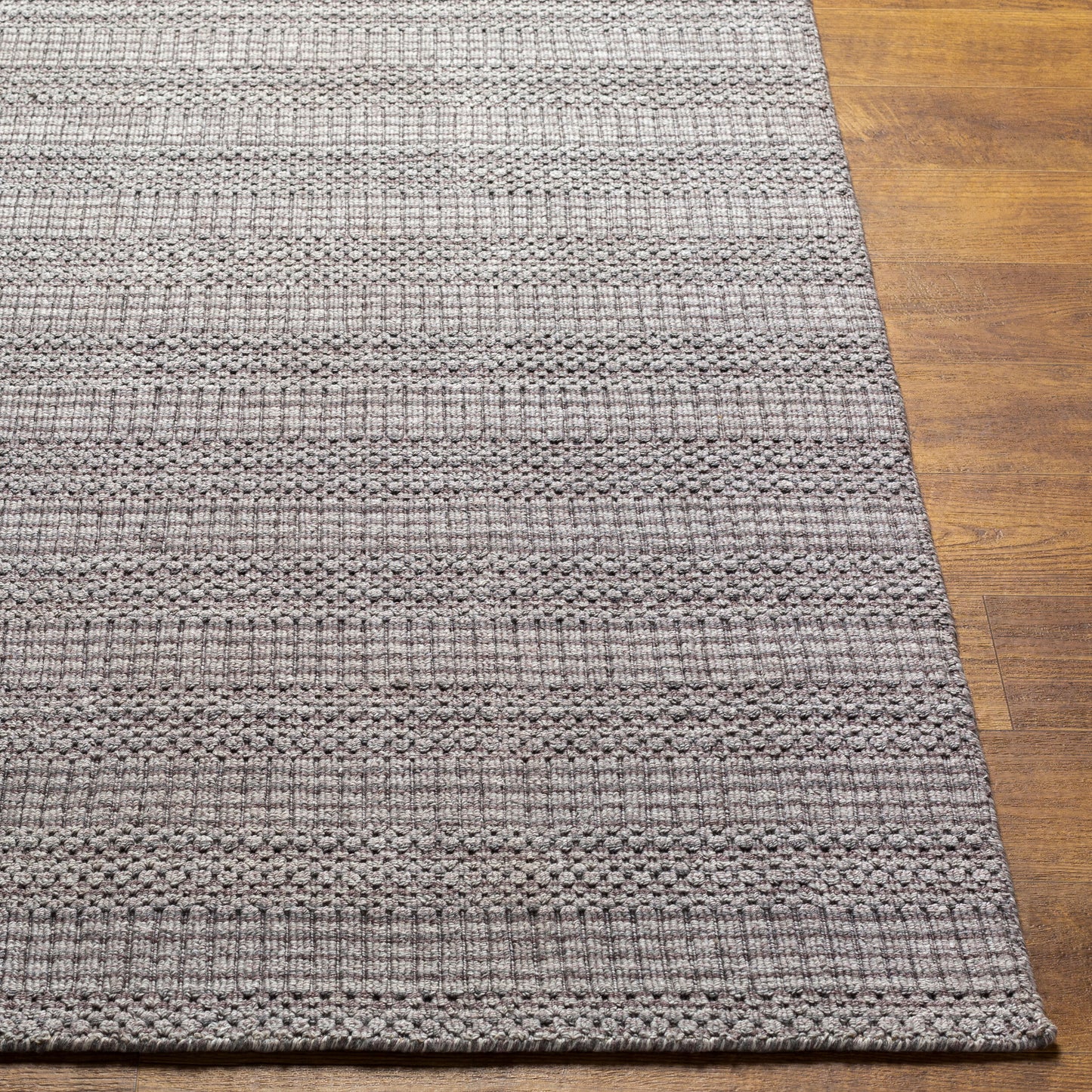 Hickory HCK-2304 2' x 3' Handmade Recyled Accent Rug