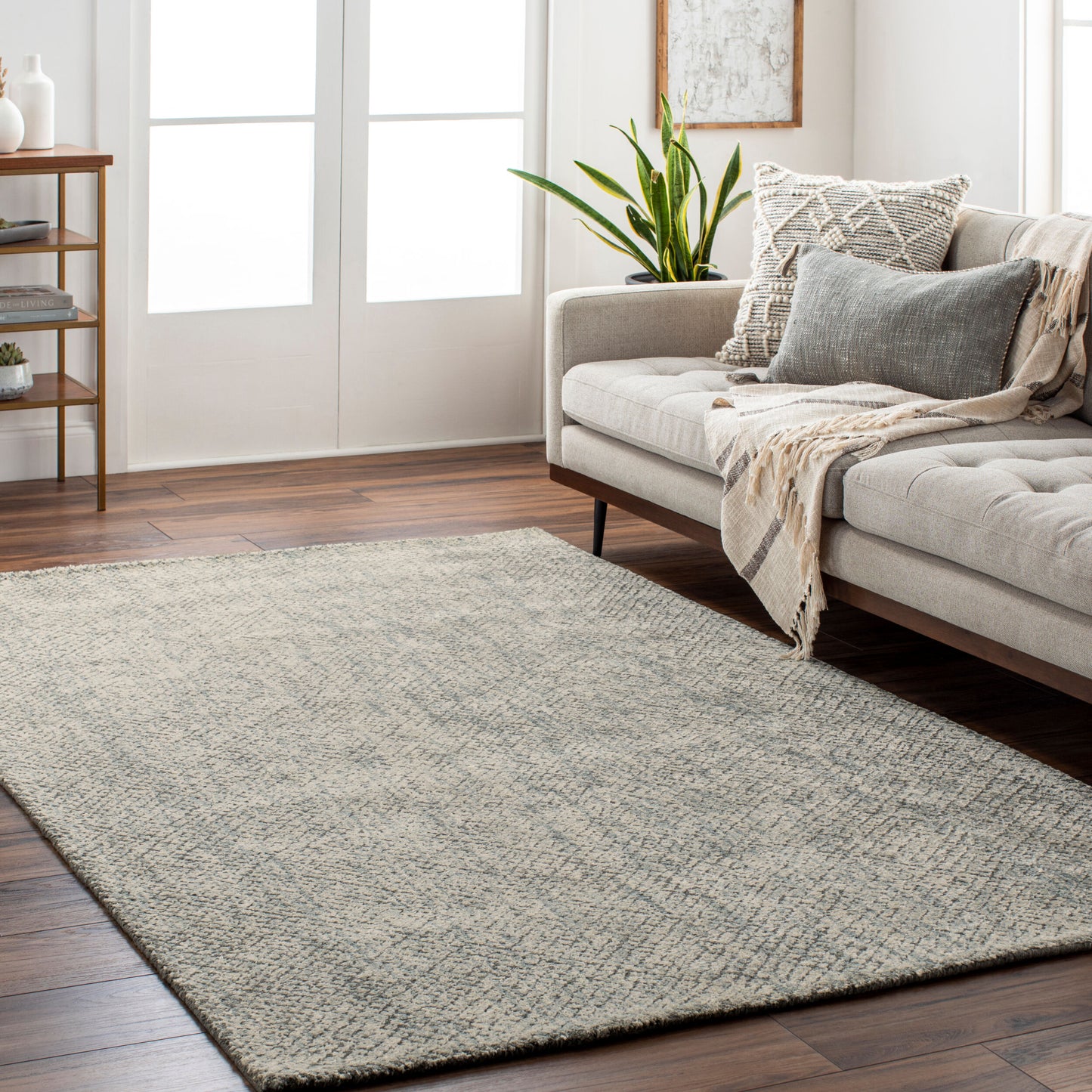 Helen HLE-2303 8' x 10' Handmade Area Rug