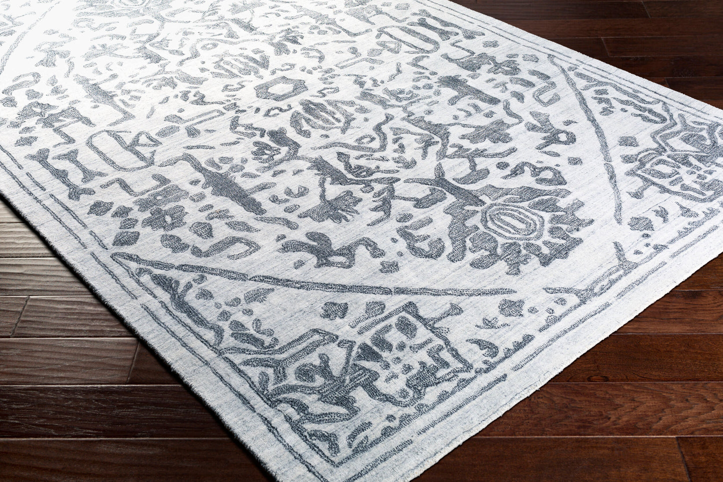 Hightower HTW-3013 2' x 3' Handmade Faux Silk Accent Rug
