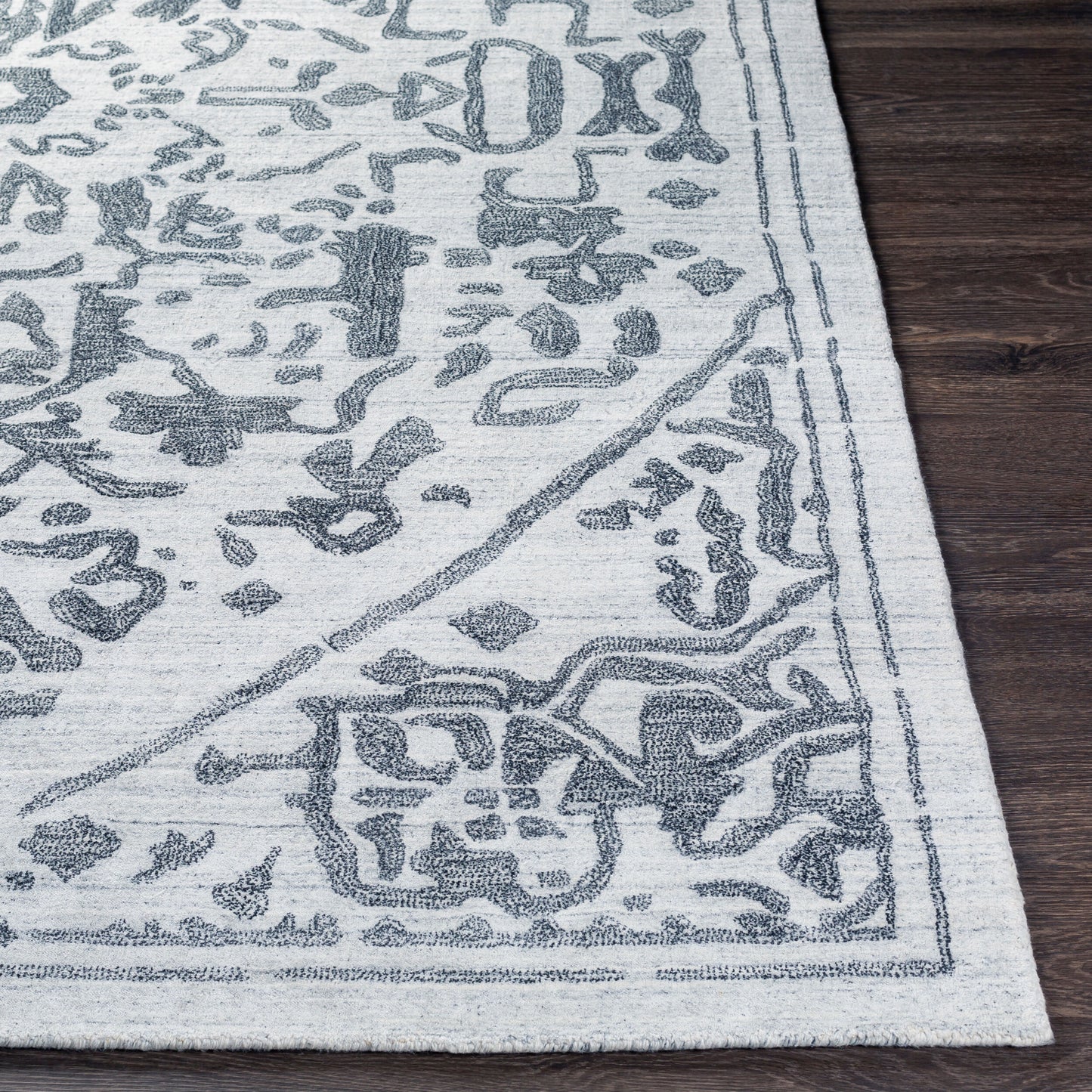 Hightower HTW-3013 2' x 3' Handmade Faux Silk Accent Rug