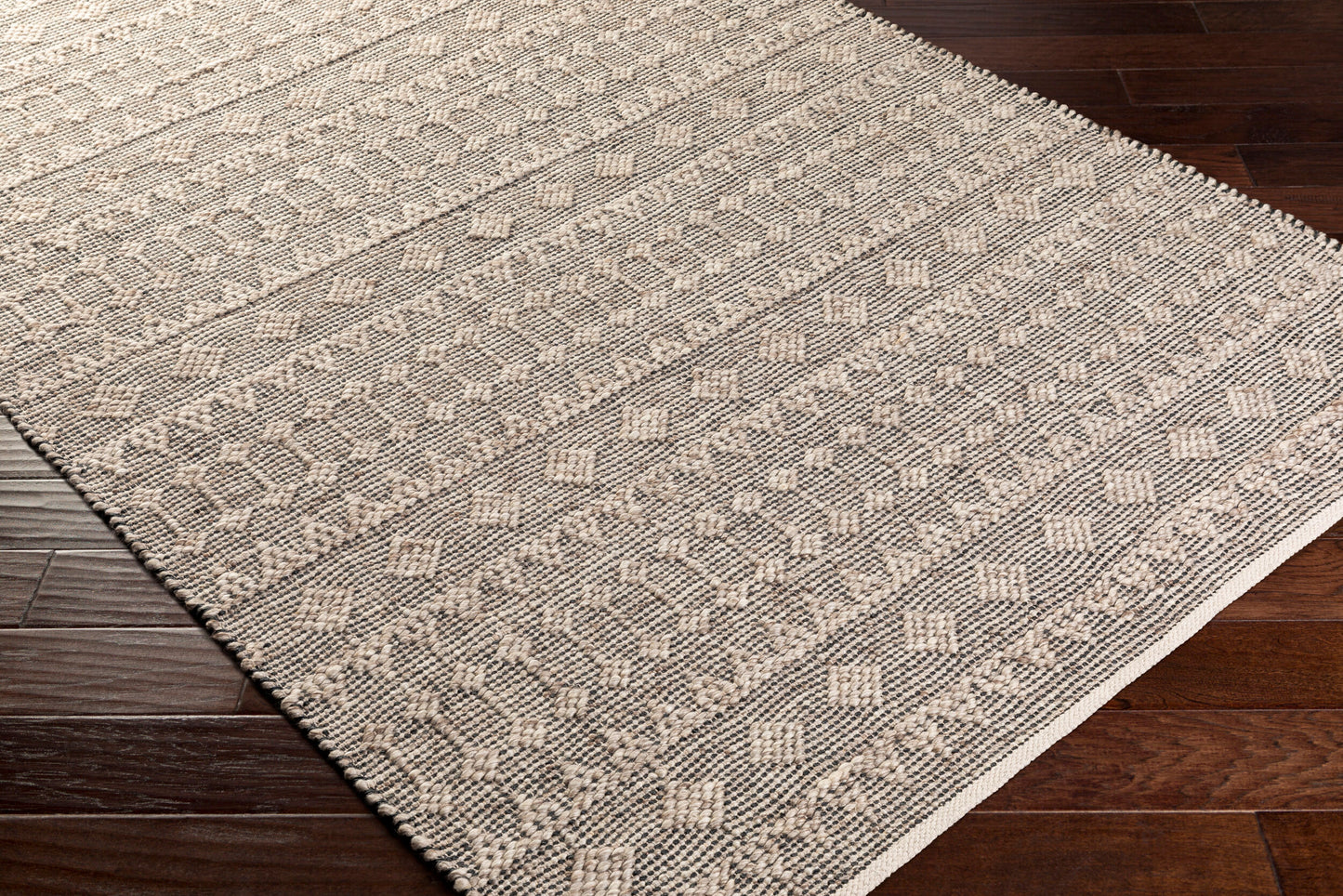Ingrid ING-2005 2' x 3' Handmade Accent Rug