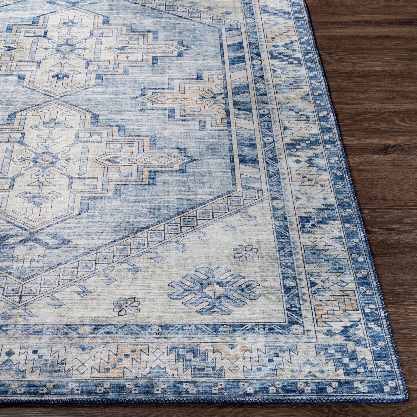 Iris IRS-2355 2' x 3' Machine Woven Accent Rug